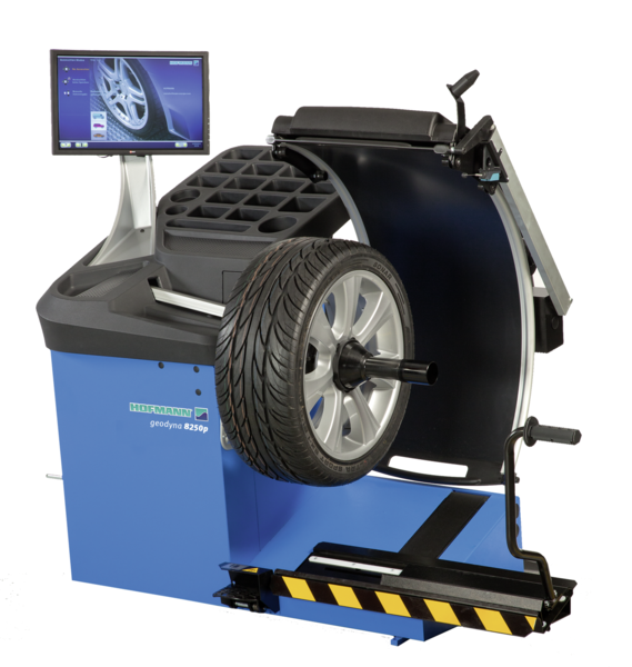 Het topmodel 8250p beschikt onder andere over een wiellift met geheugenfunctie, automatisch start/stop systeem en velg- spaakherkenning. 