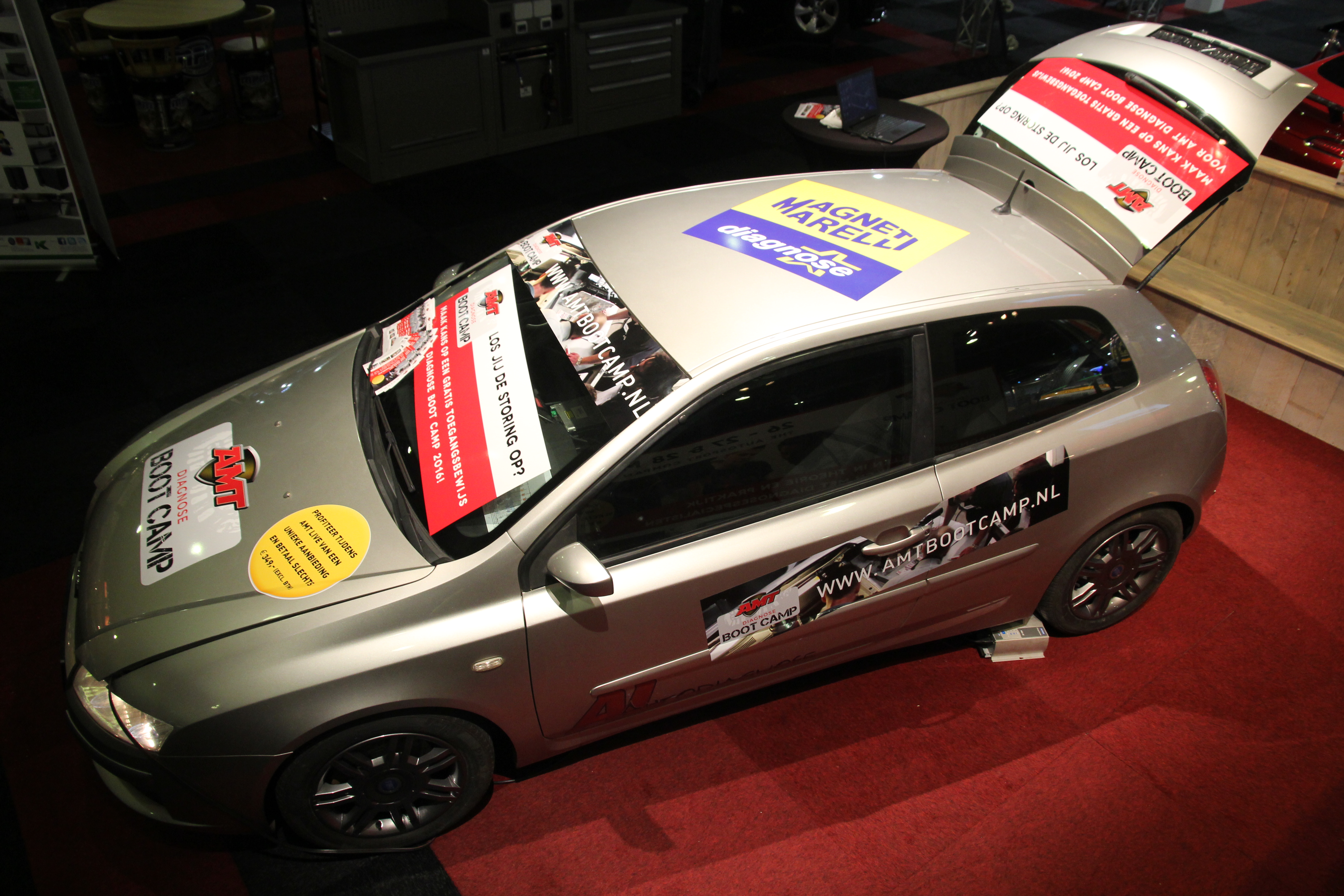 De uitdaging: Fiat Stilo met  knipperlichtprobleem. 