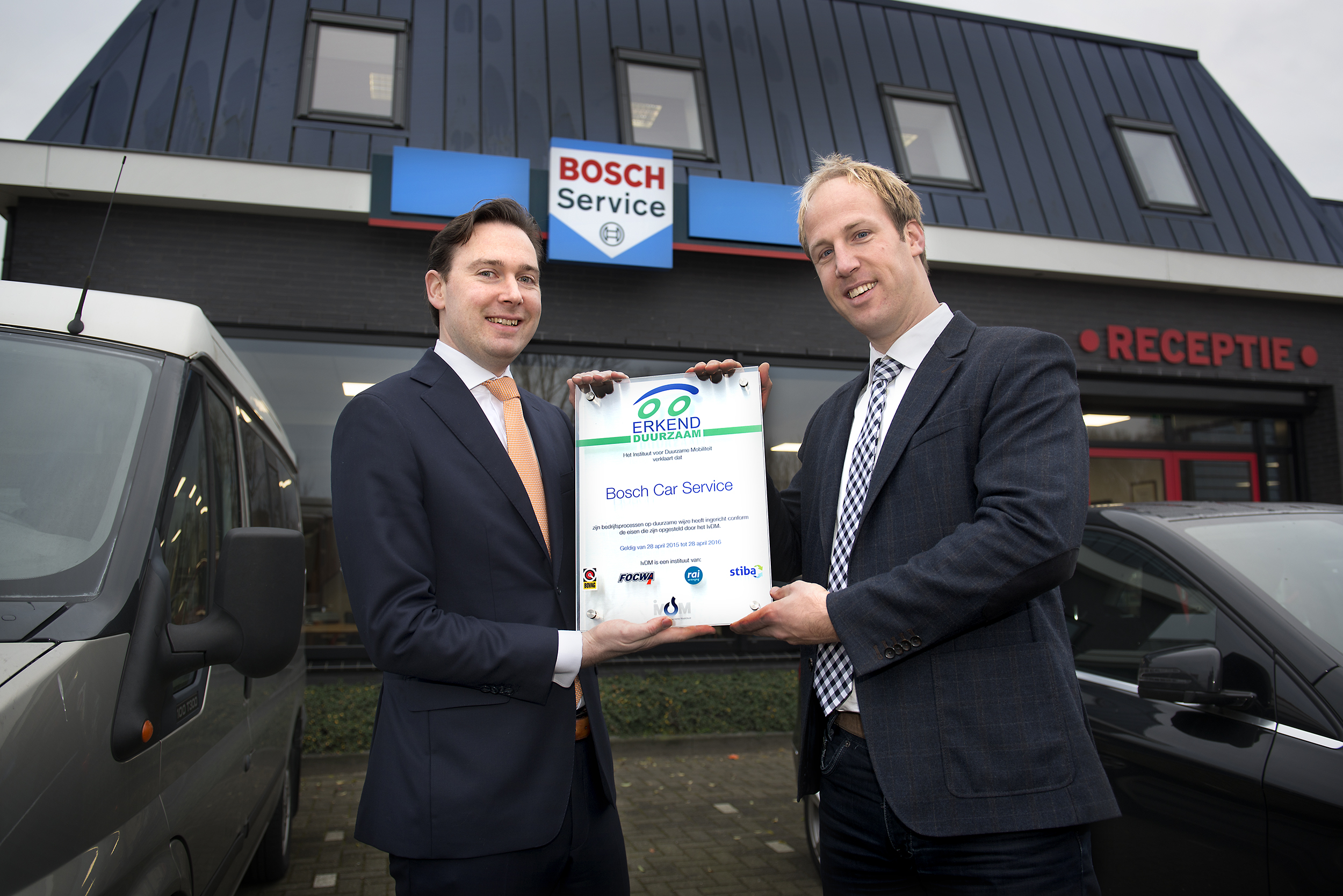 Dolf Teuwen, Programma Manager Erkend Duurzaam en Roelof Kuipers, Concept Manager Bosch Automotive Aftermarket