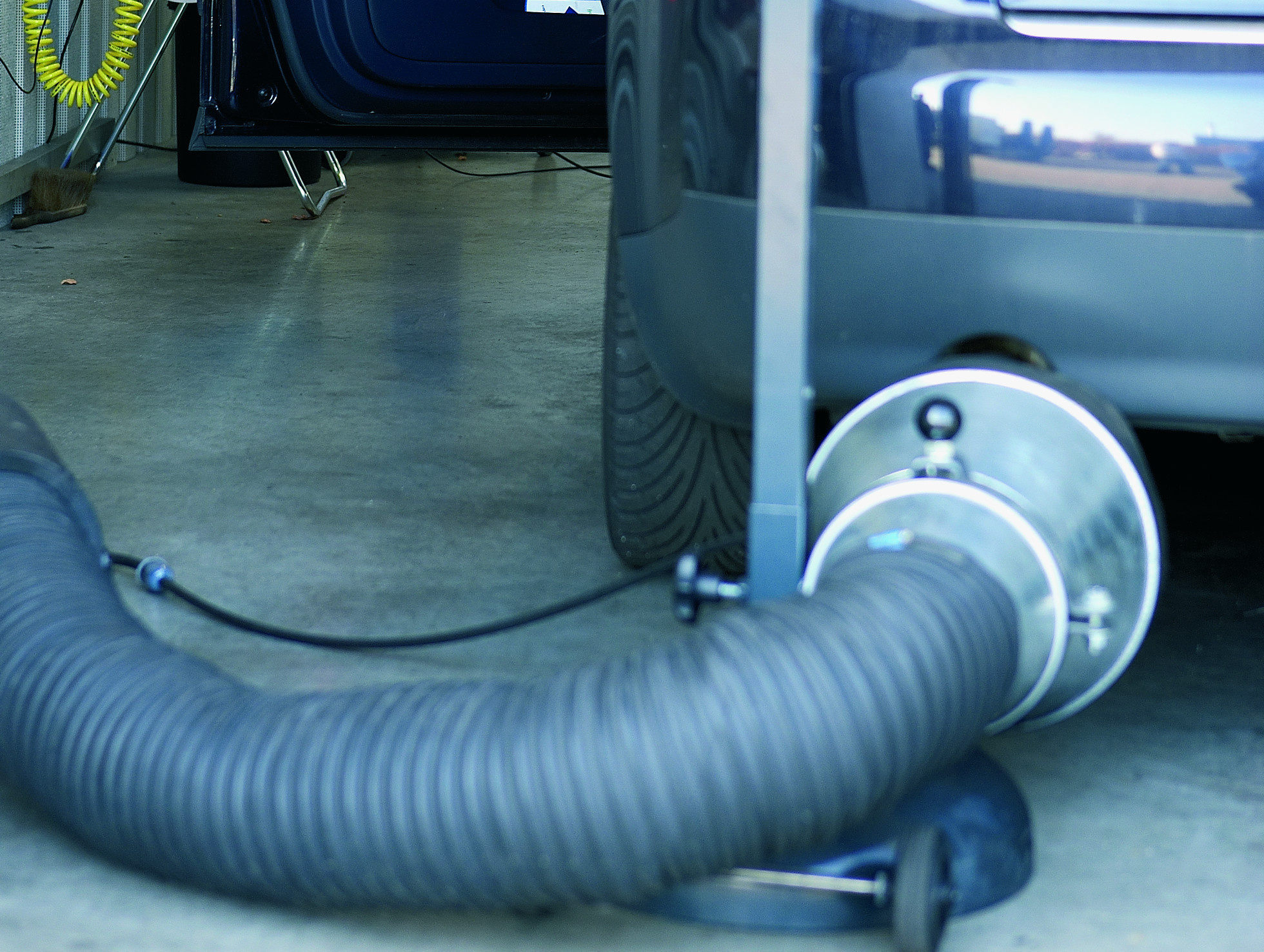 APK in de toekomst: uitlaatgas controleren aan de uitlaat, via EOBD of beide? 