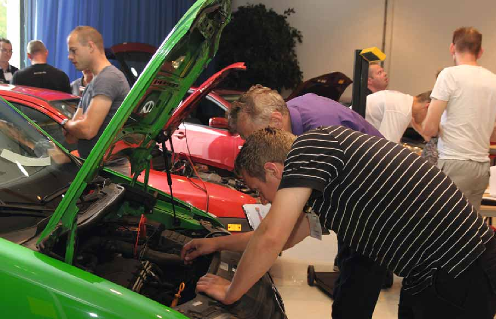 Innovam organiseert de thema- avond EOBD en Hybride/EV. Tijdens deze training wordt de kennis van de APK-keurmeester op de proef gesteld. Hoe keur je een hybride voertuig en wanneer moet je een emissietest uitvoeren?