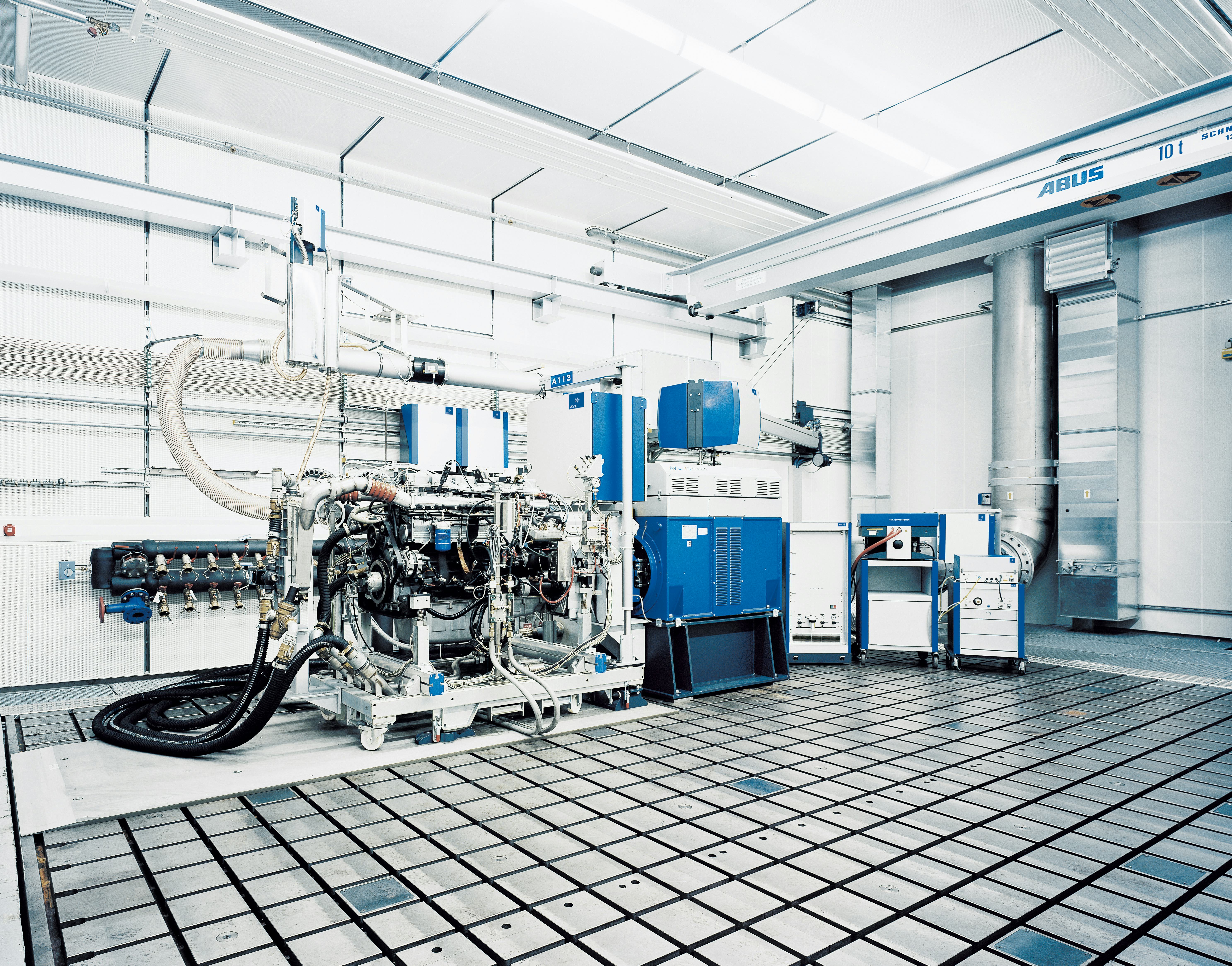 Nog maar een keer uitleggen: alleen een laboratoriumtest geeft objectieve, onderling vergelijkbare uitslagen. Daarop kun je Euronormen baseren, een RDE praktijktest heeft ruime marges nodig.