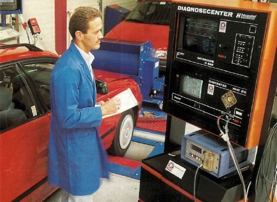 1993: AMT test de lean burn Toyota. Zuinig op de weg, schoon op de testbank. Maar hé, wat is er aan de hand met de λ-waarde?