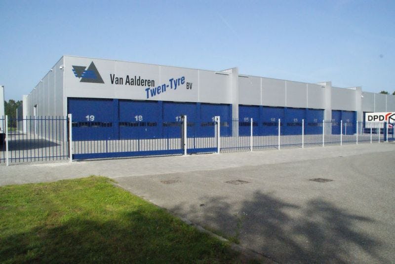 Van Aalderen Twen-Tyre in Almelo.