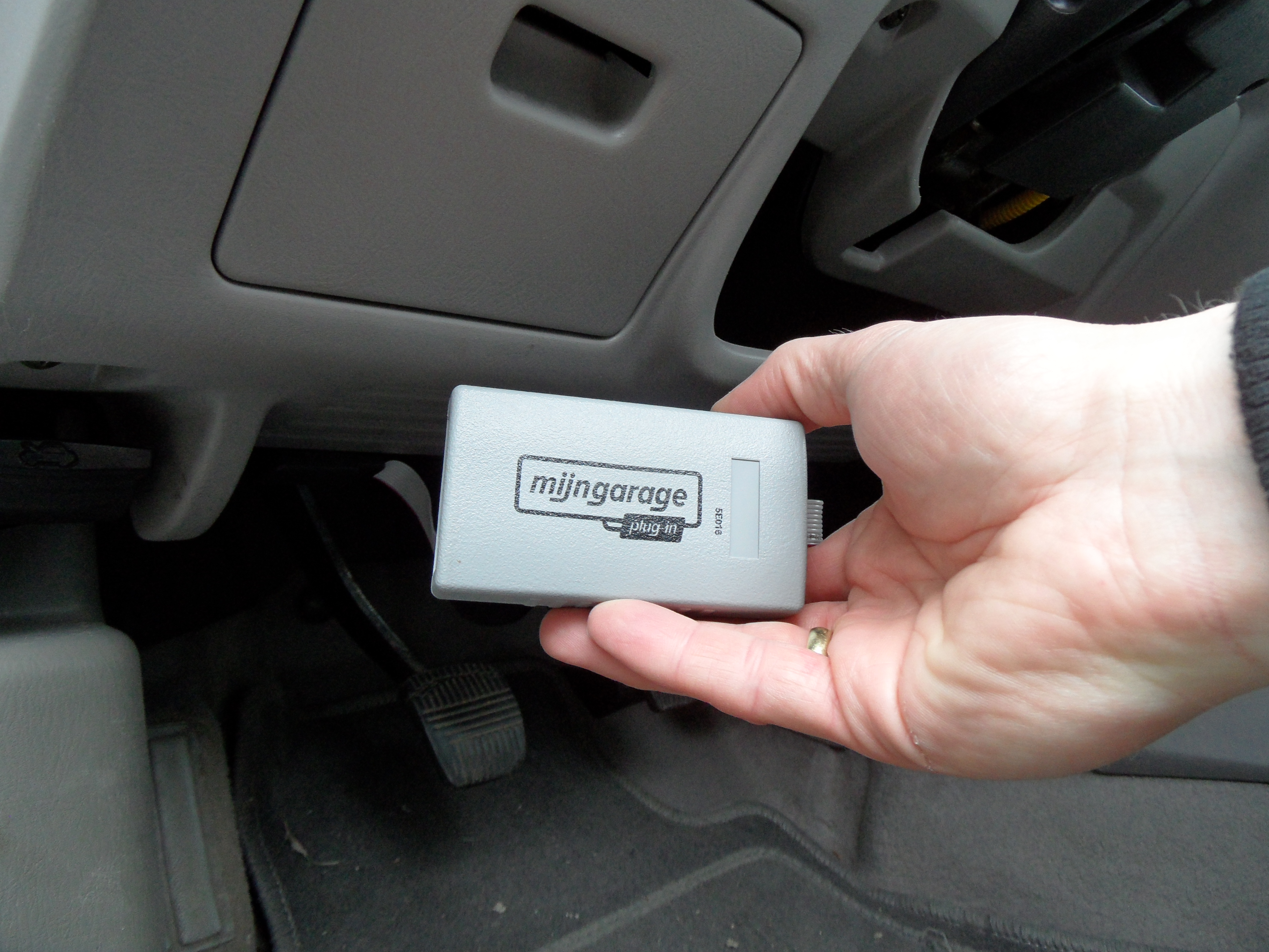 Niet alleen beschikbaar voor de merkdealer, tal van aanbieders leveren ook
systemen voor het universele autobedrijf