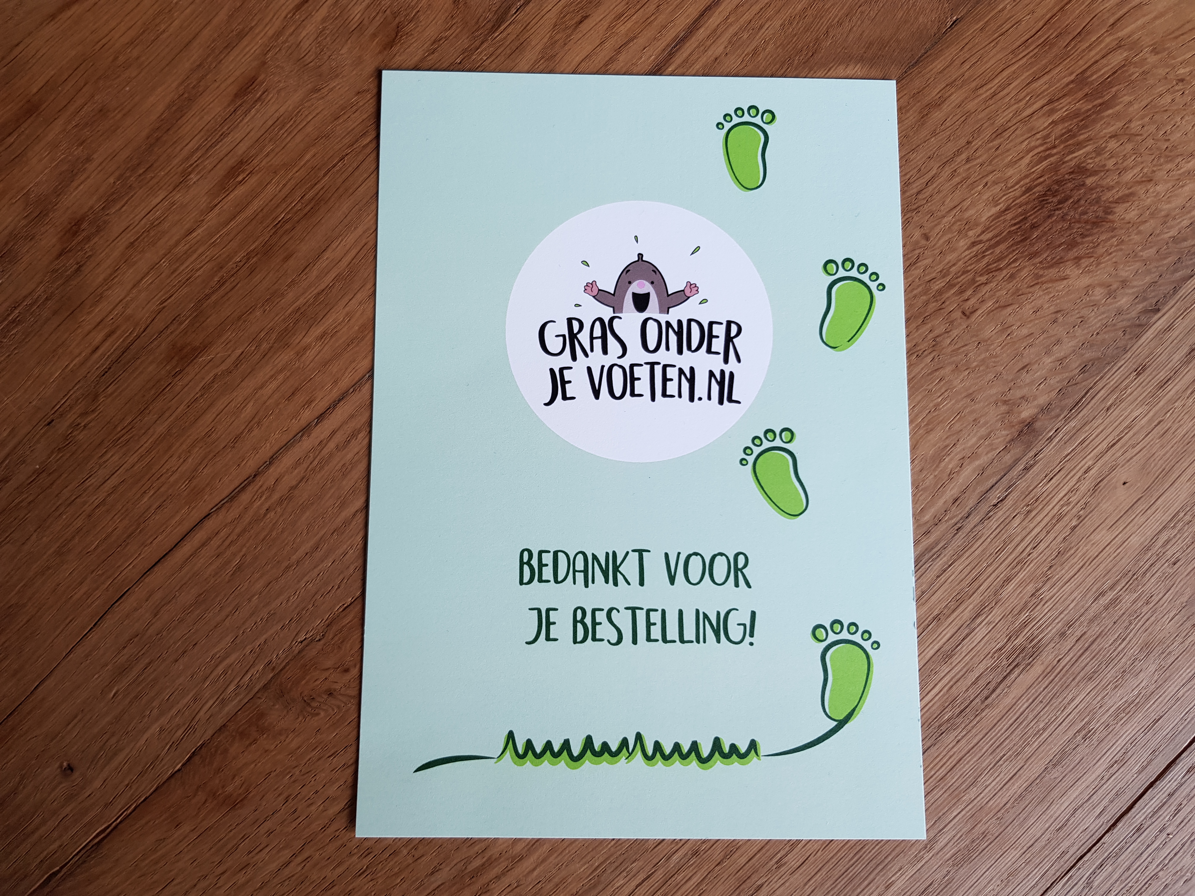 Het bedankkaartje bij de bestelling laat je het bedrijf positief herinneren.