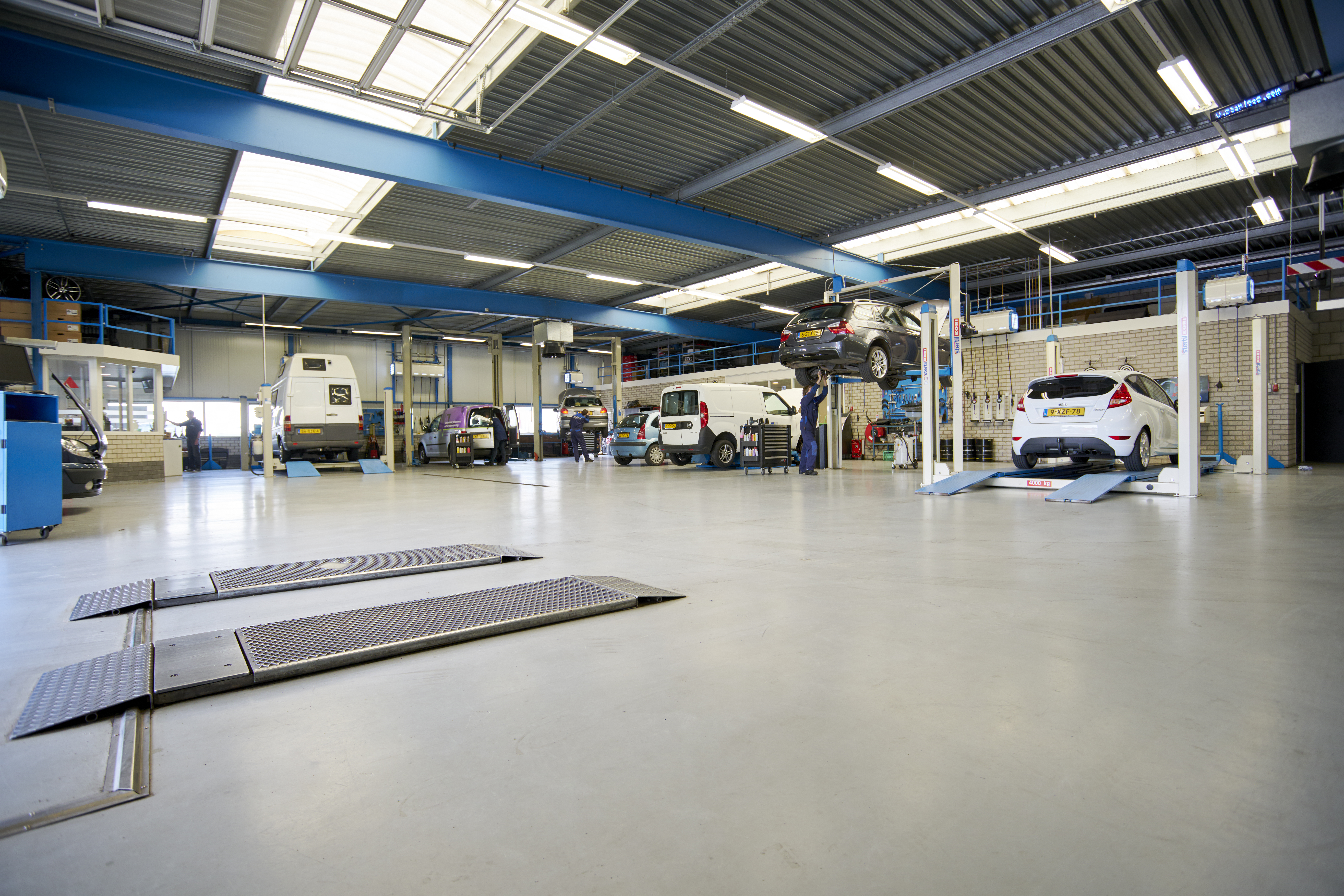 Hoe zit het met jouw werkplaatsequipment? Ben je al klaar voor reparatie aan elektrische en hybride voertuigen?