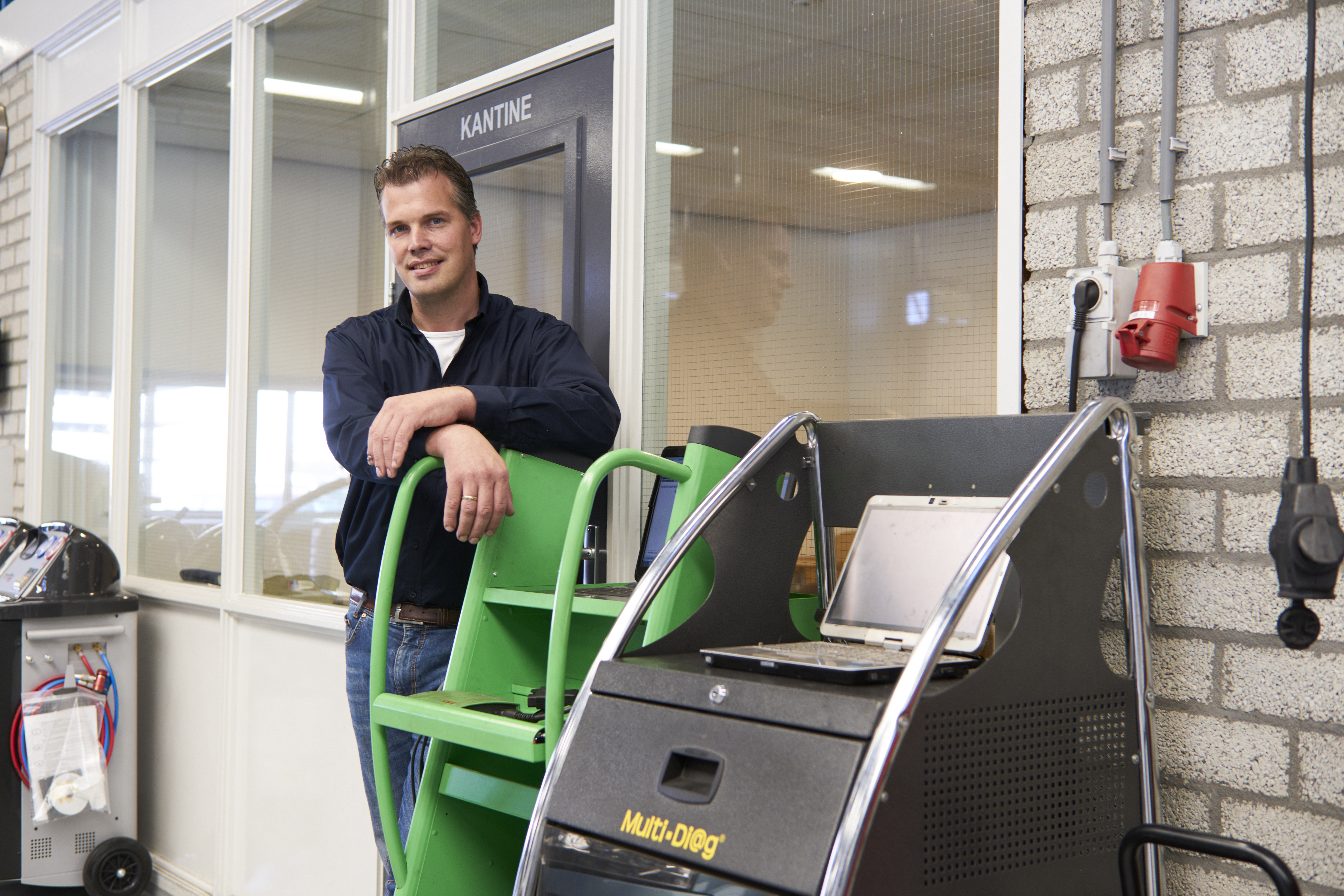 Bij de laatste verhuizing nam Jilis van Mourik zich plechtig voor om zich op de bestaande klanten en op kwaliteit te richten. “Het wonderlijke is dat het bedrijf desondanks blijft groeien.”