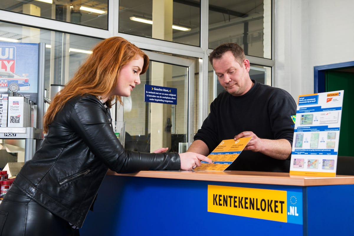 Een dienst of product als extra service aanbieden, kan je meer traffic naar je autobedrijf opleveren. Een mooie kans voor nieuwe klanten en meer omzet.