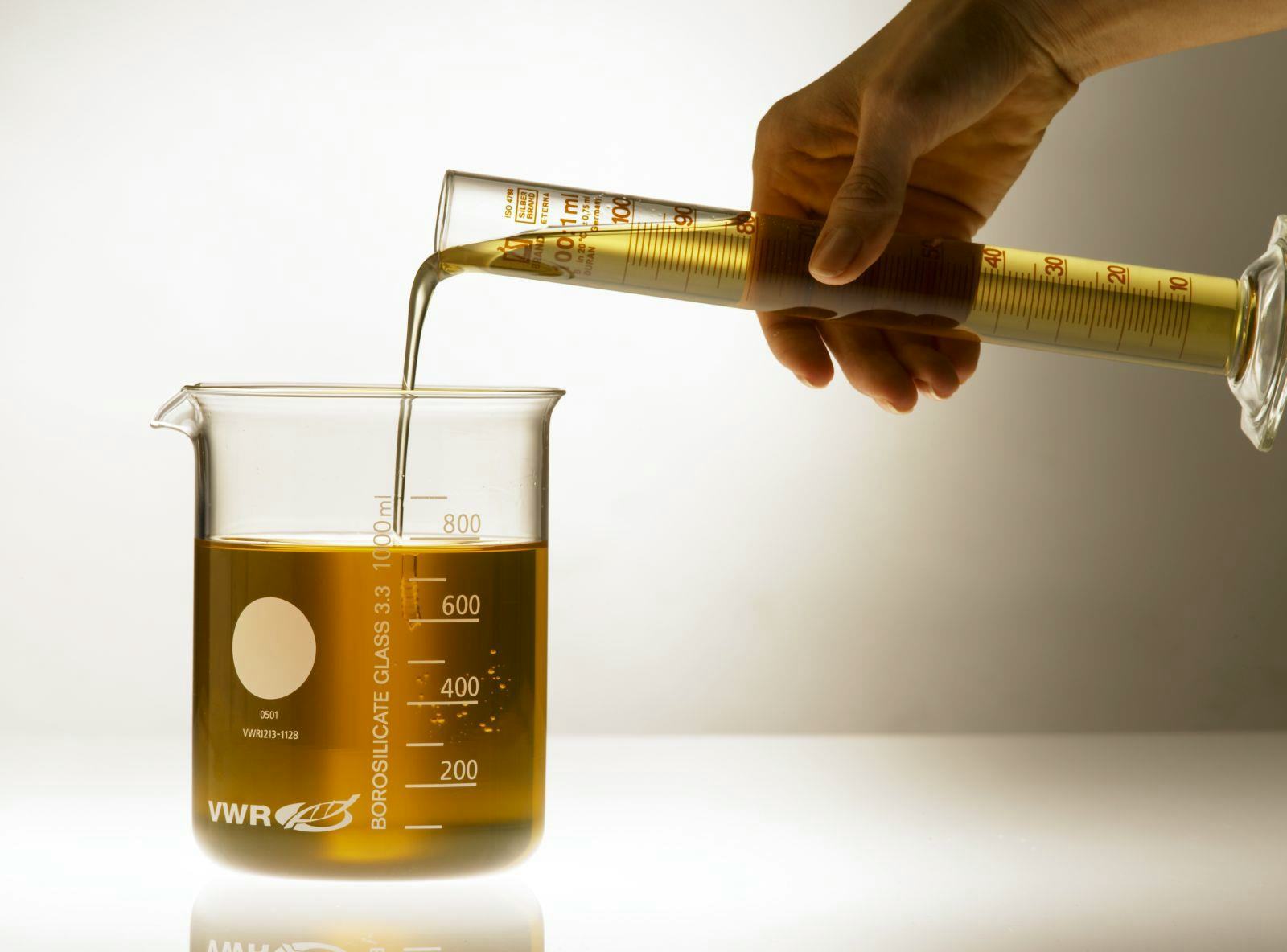 Is het echt zo ingewikkeld om moderne motoren te smeren? Of zou het ook kunnen met één type olie voor alle motoren?