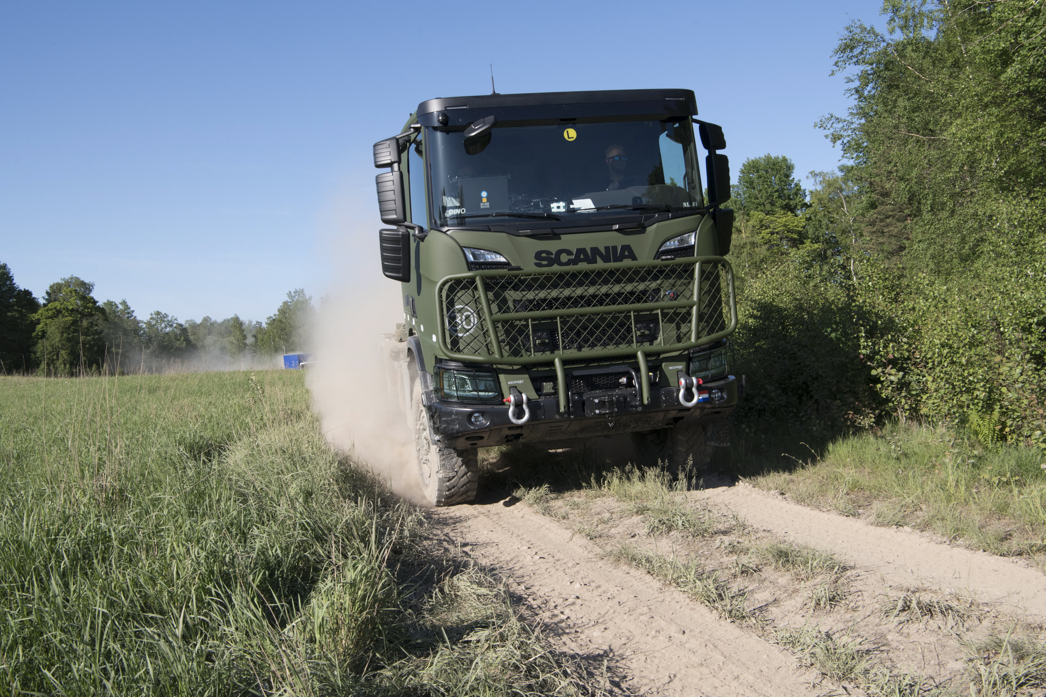 De Scania Gryphus truck tekent voor een levenslange militaire carrière. Gebouwd voor Nederland in Nederland.