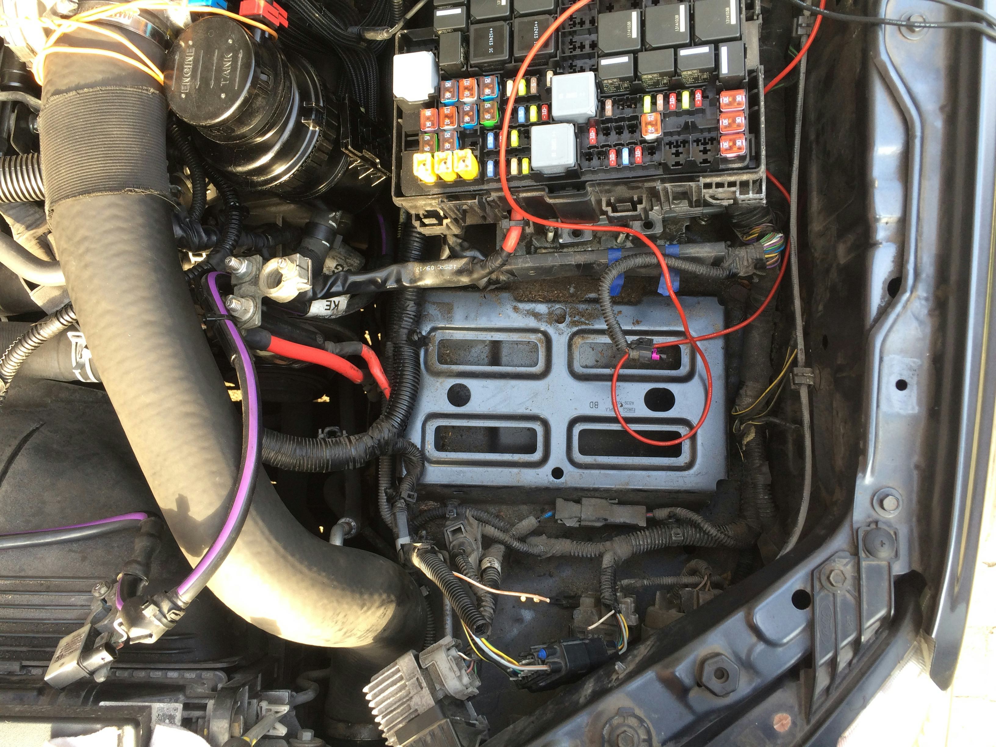 Dieter zocht naar de oorzaak van 1,2 V spanningsverschil en vond die hier.