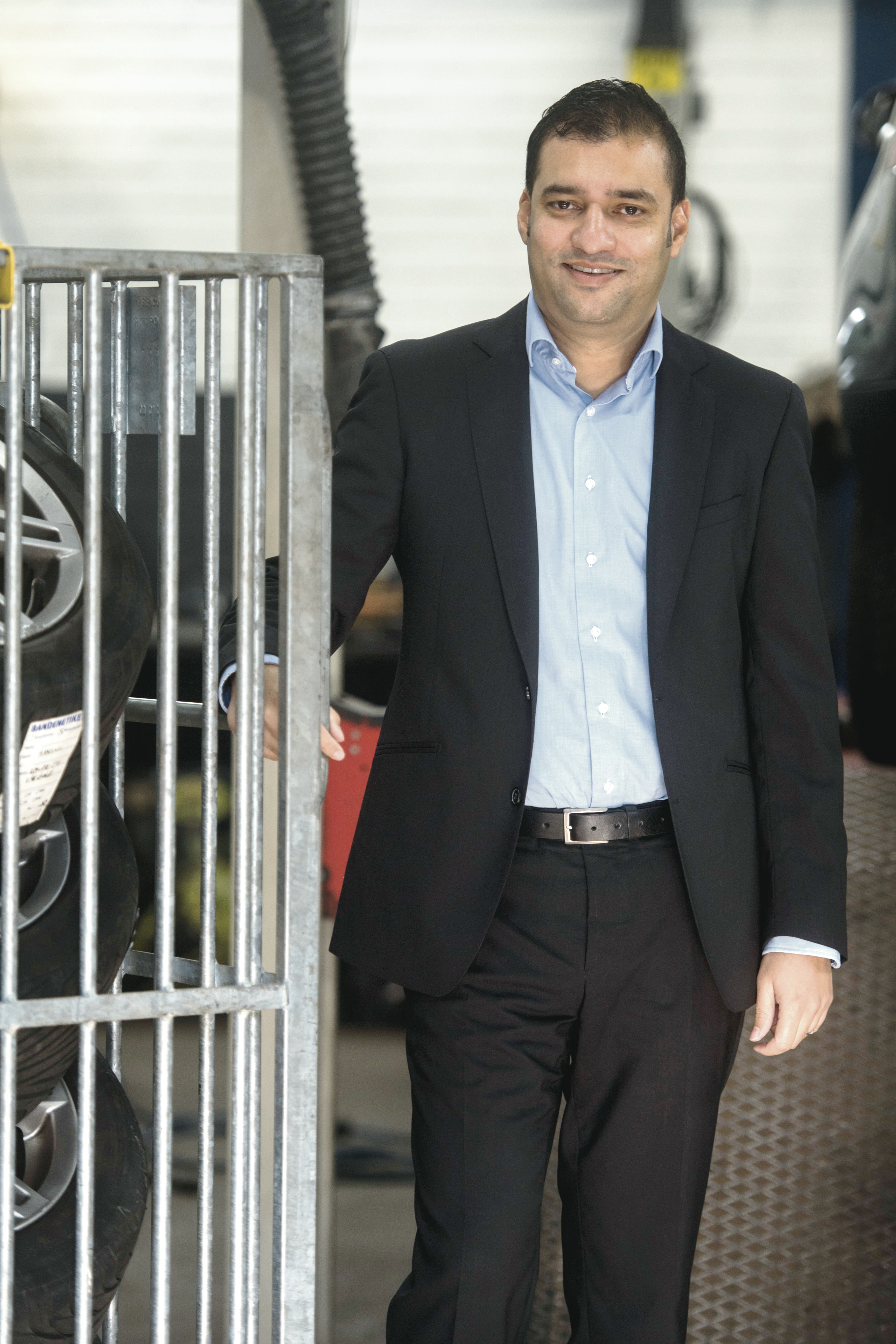 Vishal Durgaram, Stichting Vakgarage