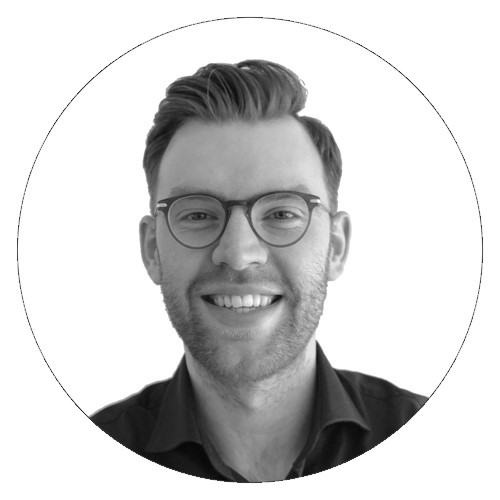 Gijs Ros is online marketing specialist en weet als geen ander hoe je lokale klanten kan trekken met social media. 