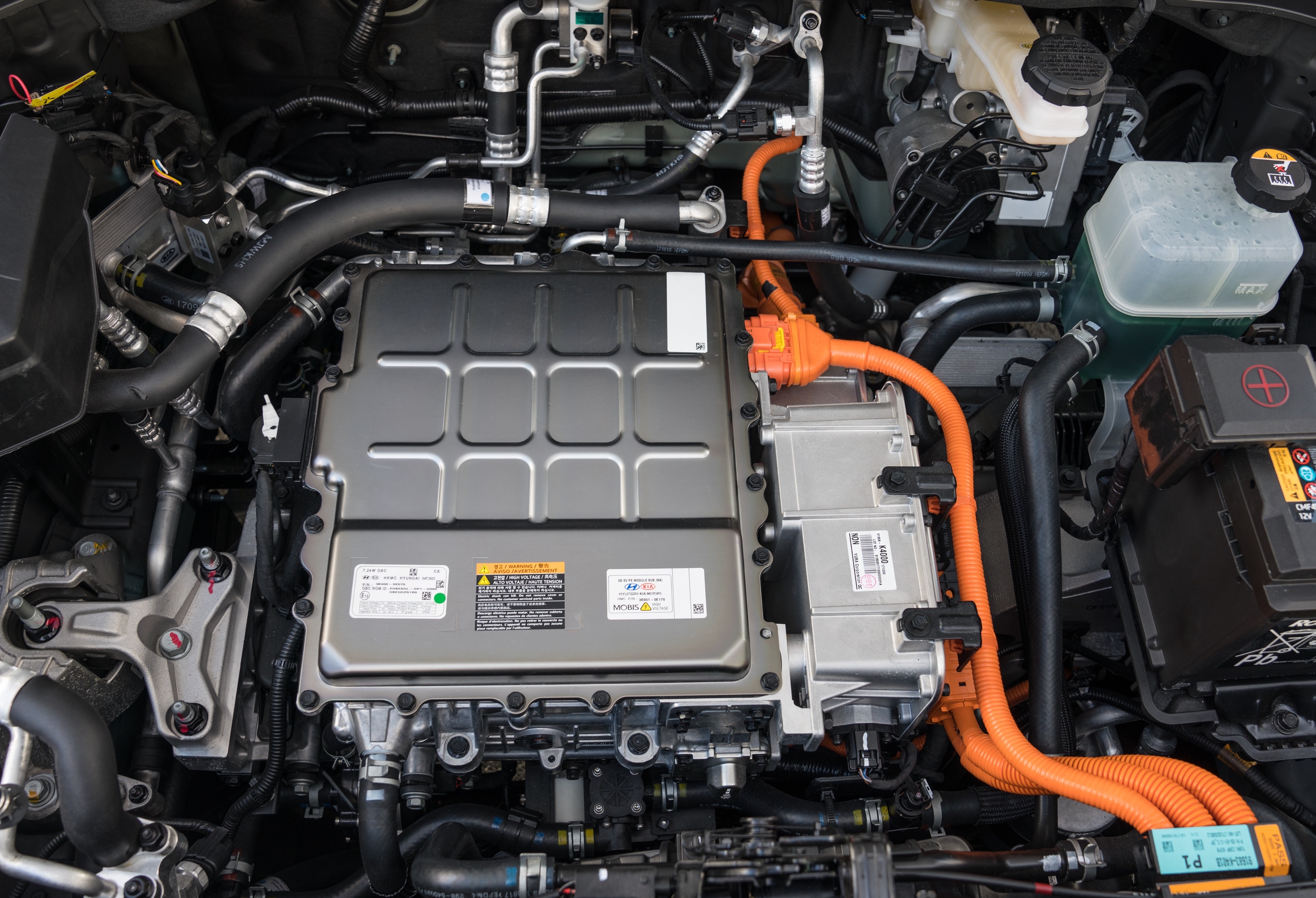 "In onze werkplaats is 10 procent van de auto's elektrisch"