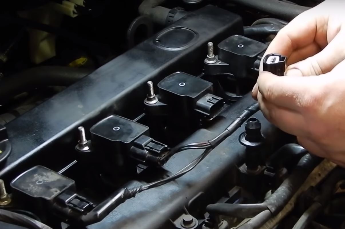 Een snelle check of cilinder 3 ´misvuurt´. Ja, de motor blijft onveranderd op drie cilinders lopen.