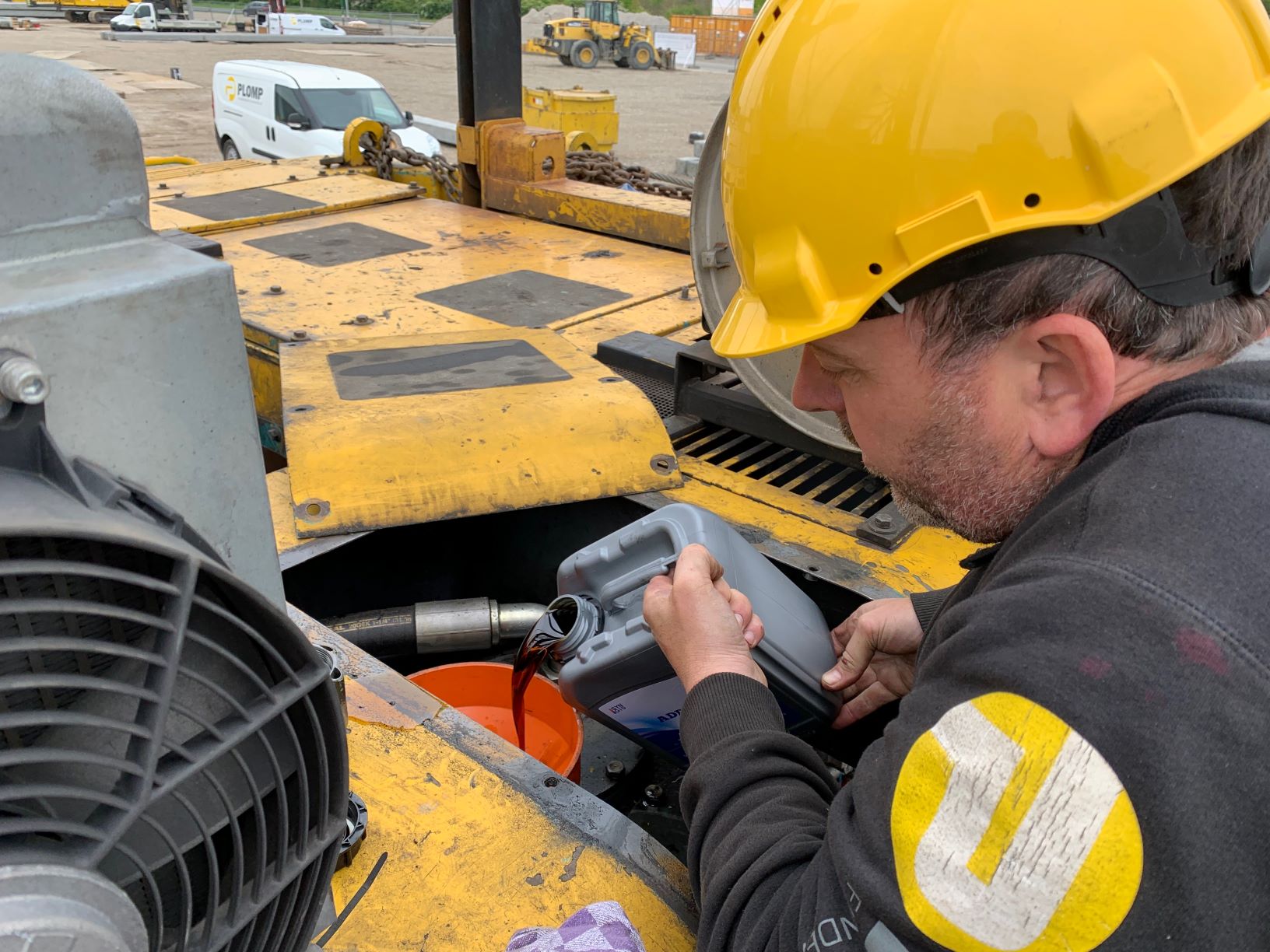 Plomp Funderingstechnieken gebruikt Eurol Additive-S