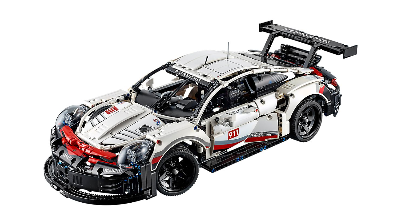 Uitslag Eindejaarswedstrijd: Wie wint de Lego Technic Porsche 911 RSR?