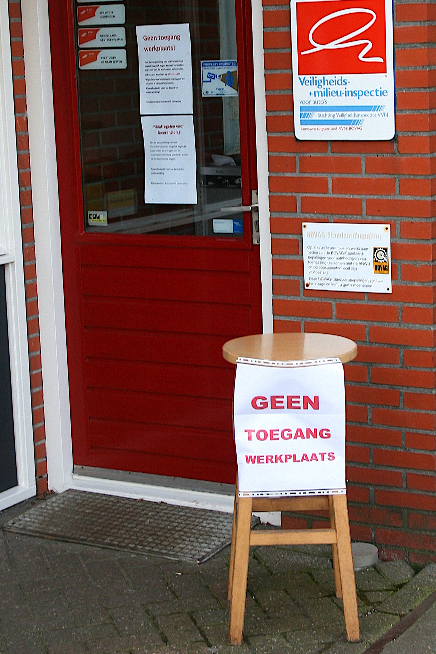 Weg transparantie, weg contact met de klant, weg gastvrijheid. Plotseling is dit het resultaat.