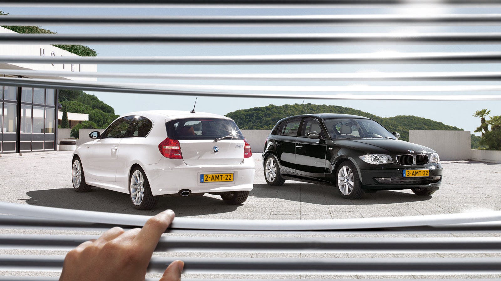 Opgelost op AMT Garageforum: 2x BMW 1 Serie zonder spanning