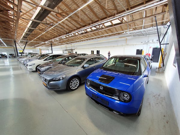 Reportage 10 000 Reconditioneringen Per Jaar In De Occasionfabriek Van Wensink