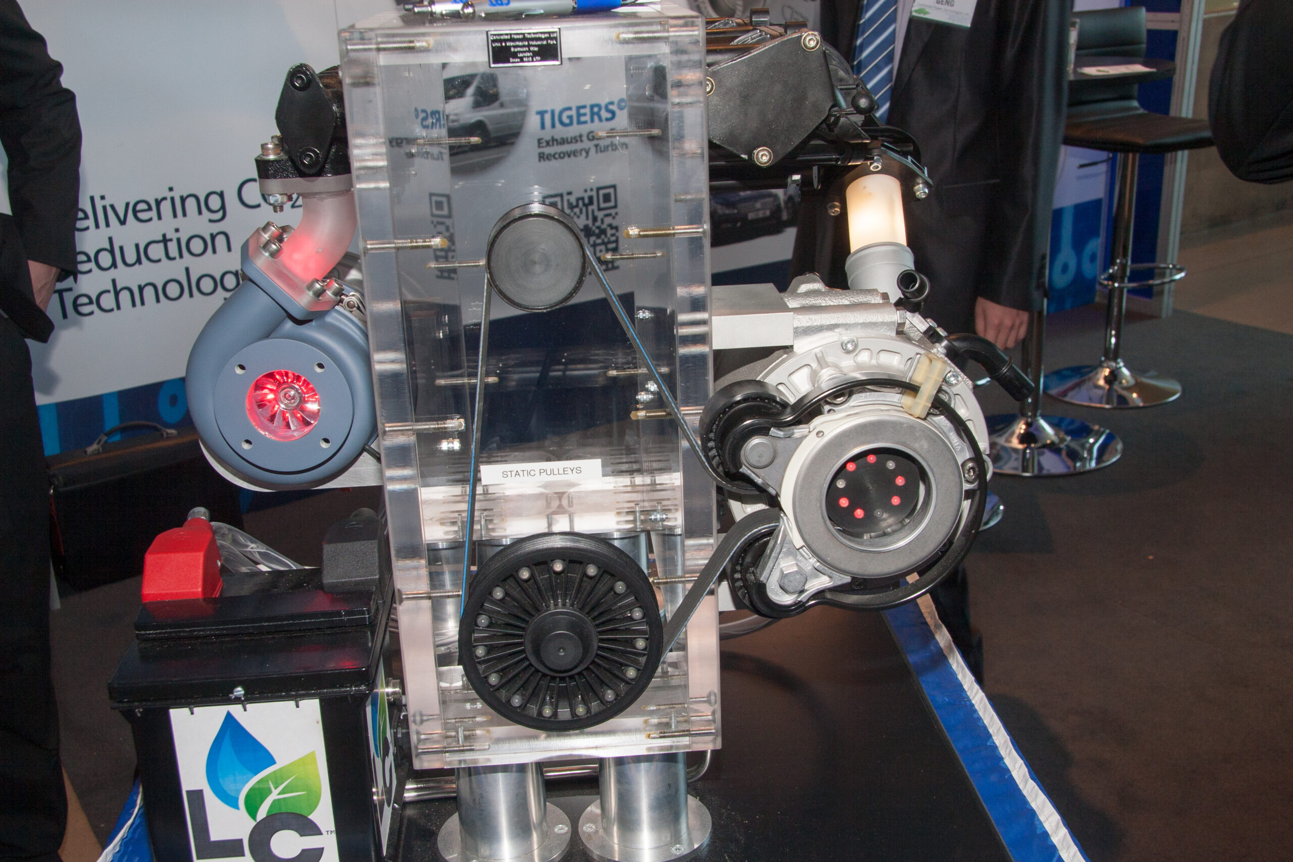 Multi-V-riemen worden op motoren met stop-startgenerator zwaar belast.