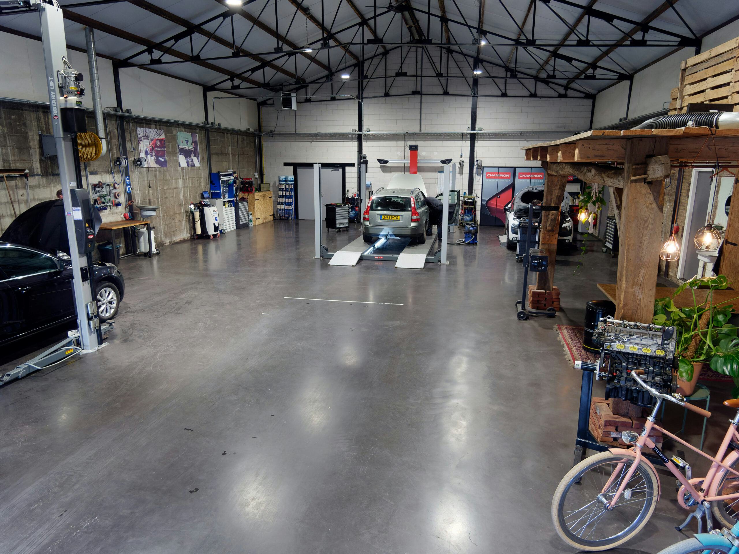 De werkplaats van... Dorpsgarage Elshof Brummen, Onafhankelijk Autobedrijf van het Jaar 2022