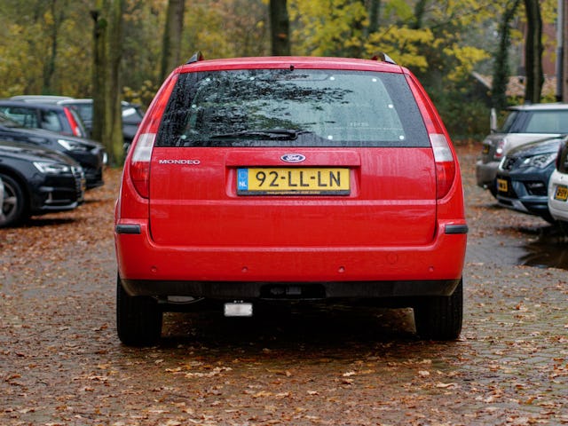 De situatie zonder ingeschakelde achteruitversnelling...