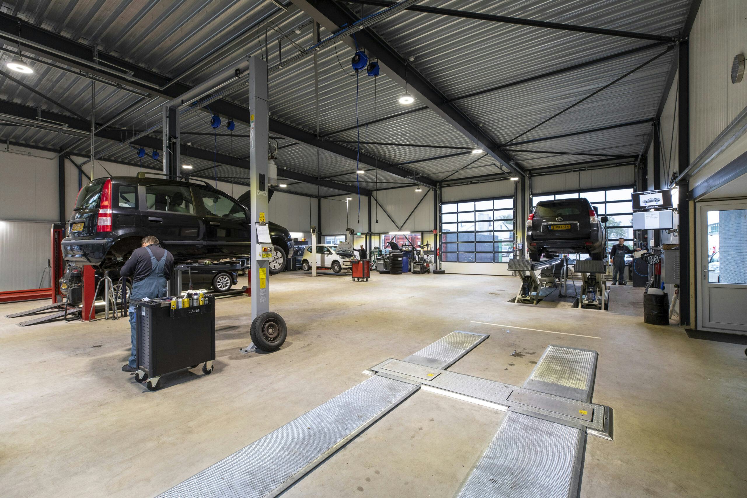 De werkplaats van... Van der Veen Autogroep