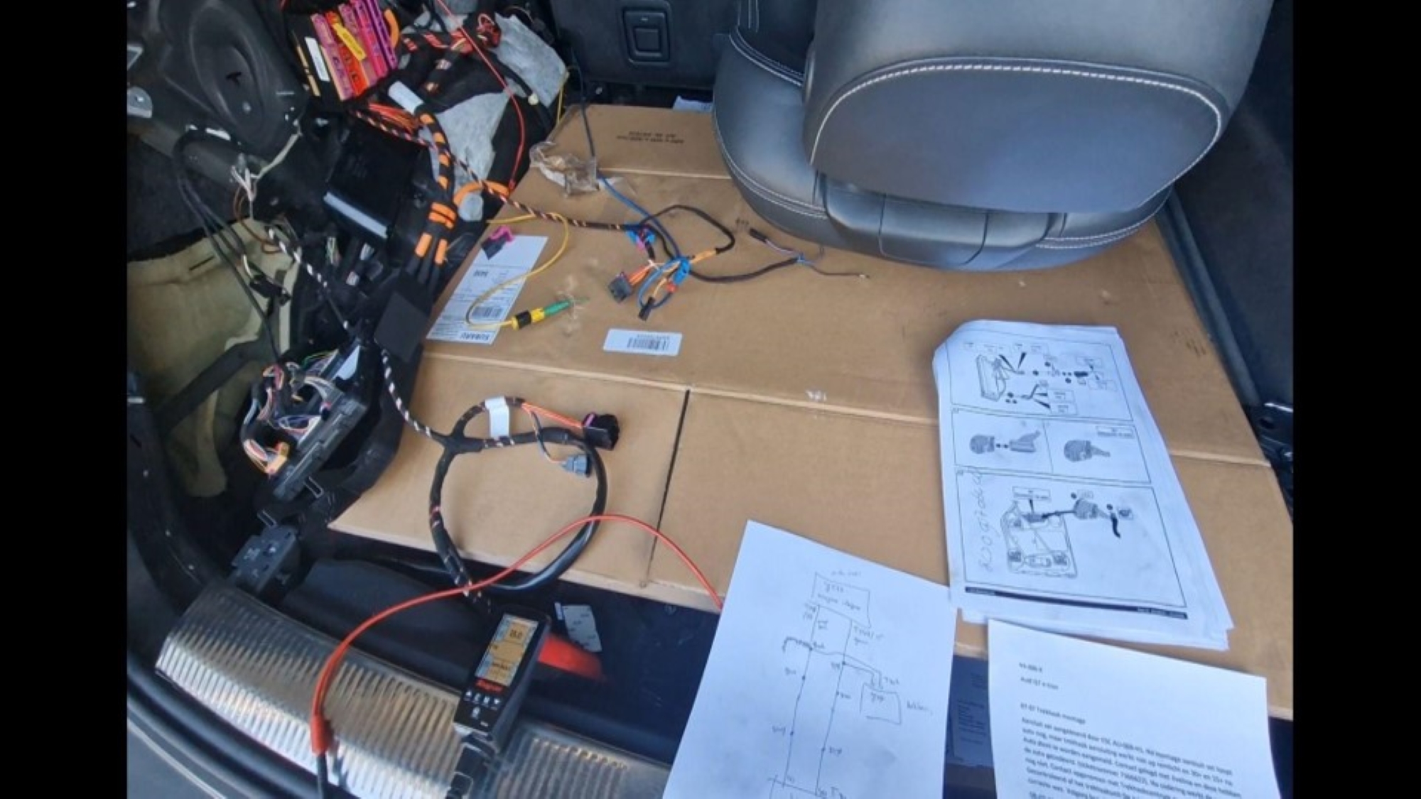 De oorzaak van de storing in de Q7: beschadigde kabels in de nogal kwetsbare kabelboom.