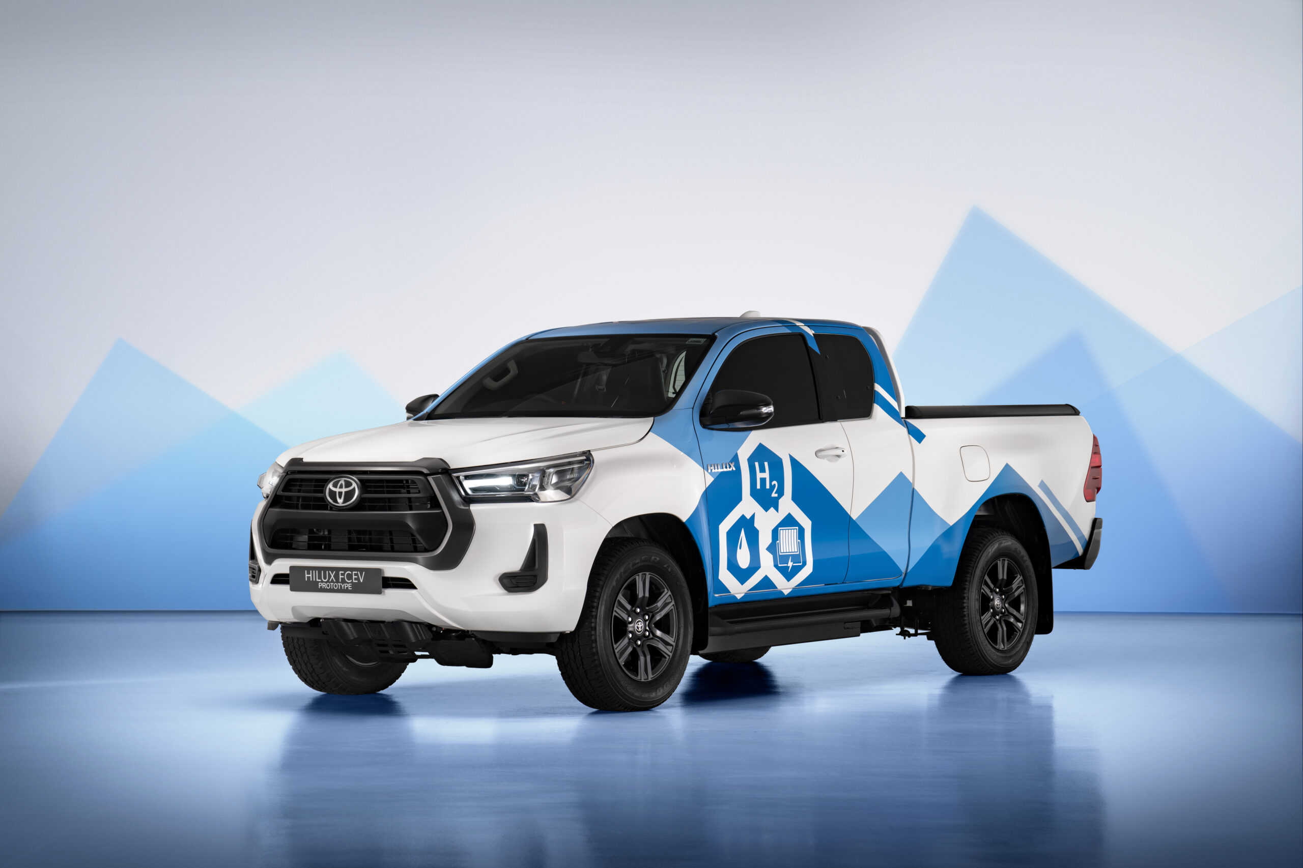 Dit jaar zal Toyota testen met het prototype van de waterstof-Hilux uitvoeren. - Foto: Toyota