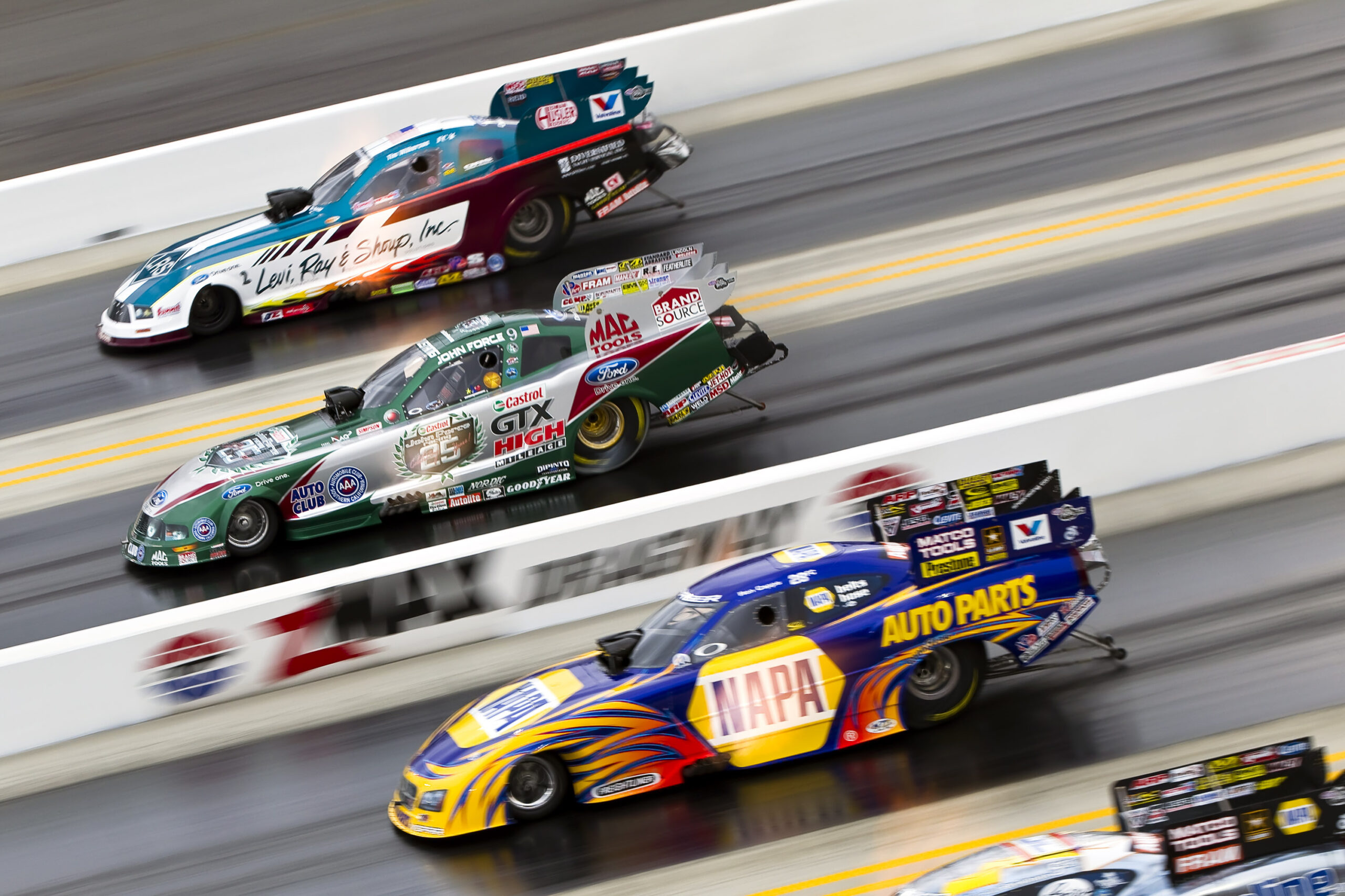 NAPA is sinds 1925 uitgegroeid tot een geoliede organisatie met ruim 6.500 locaties én een welbekend merk binnen de Amerikaanse autosport (Nascar) Foto: Shutterstock