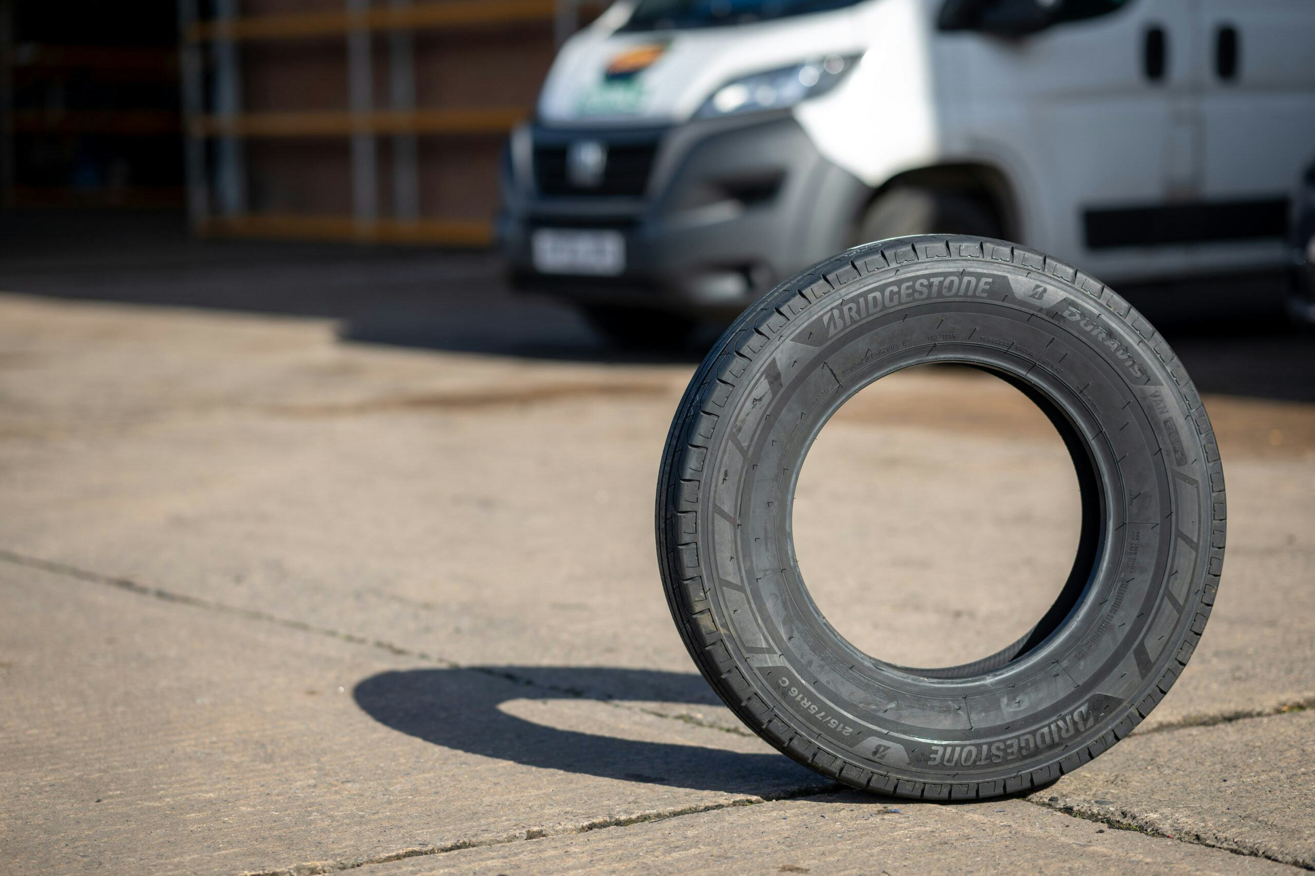 De significante prestatieverbeteringen worden volgens Bridgestone mogelijk gemaakt door Enliten, Birdgestone’s vooruitstrevende technologie. Foto: Bridgestone