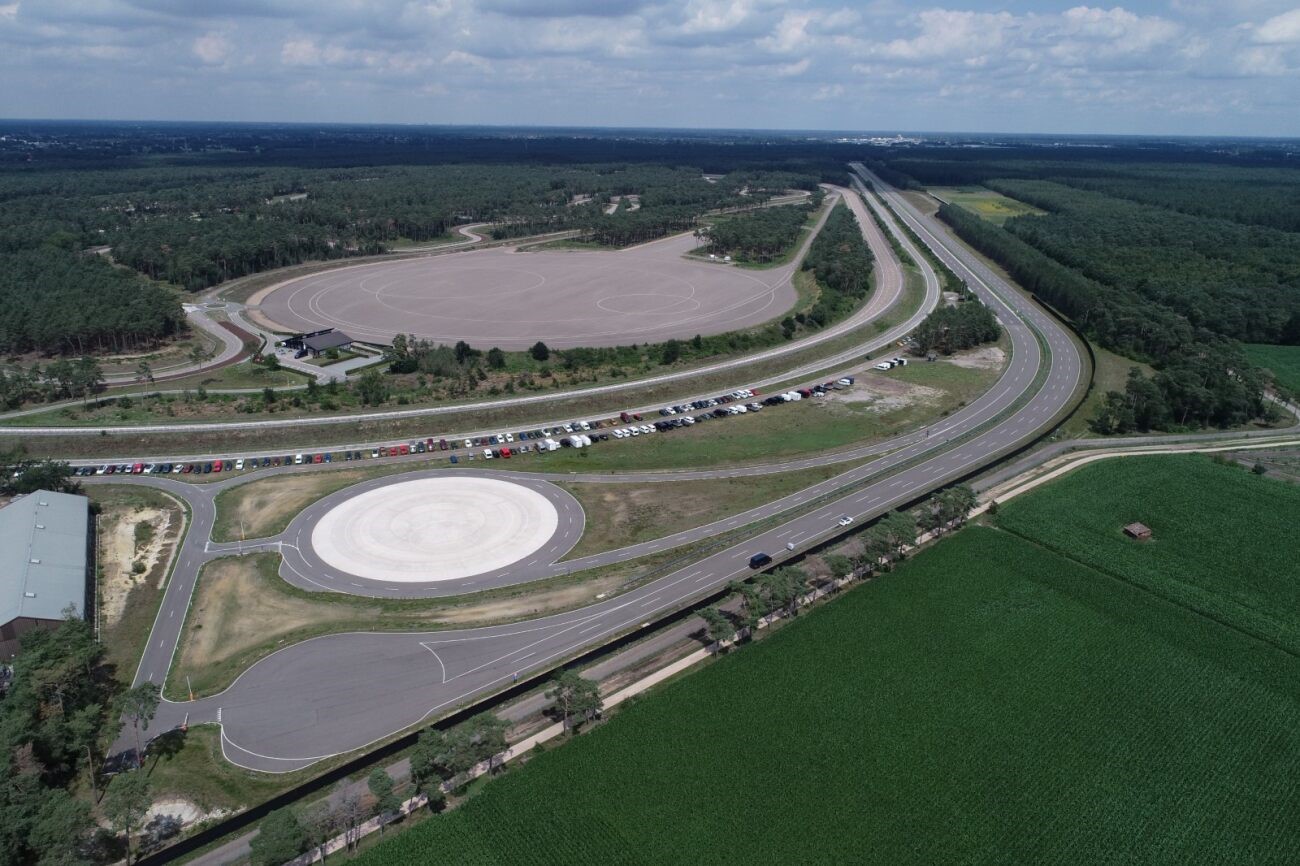 De Ford Lommel Proving Ground is in 1965 opgericht. Nu is het een complex van 320 hectare, met 19 testbanen, in totaal 105 km lang.