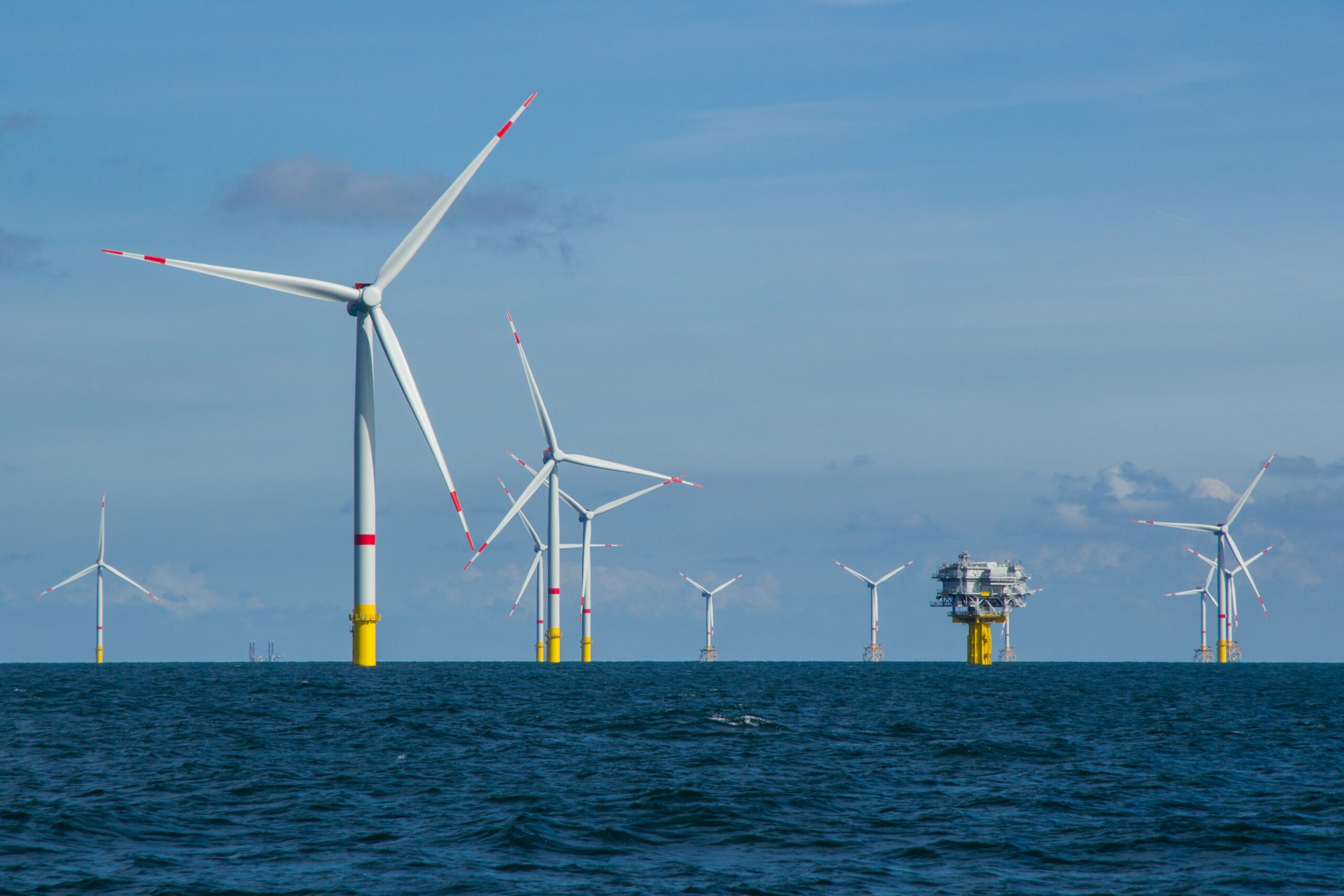 Windmolens op de Thorntonbank (Foto Shutterstock)