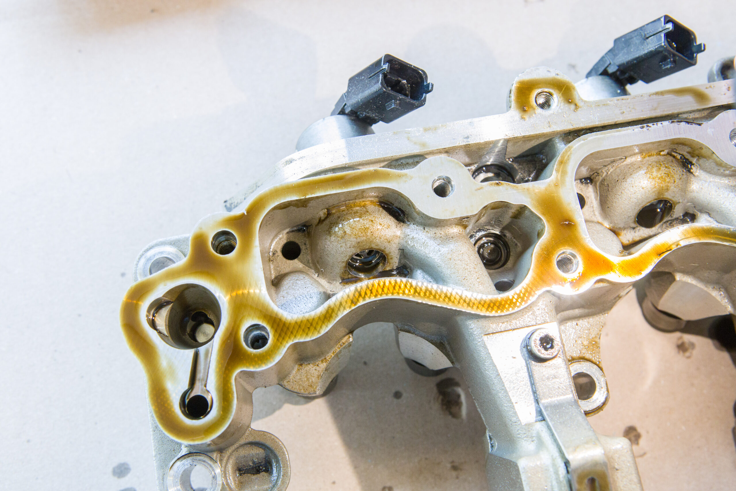 Het TwinAir-systeem van Fiat heeft kleine olieboringen, die door vervuiling geblokkeerd kunnen raken. 