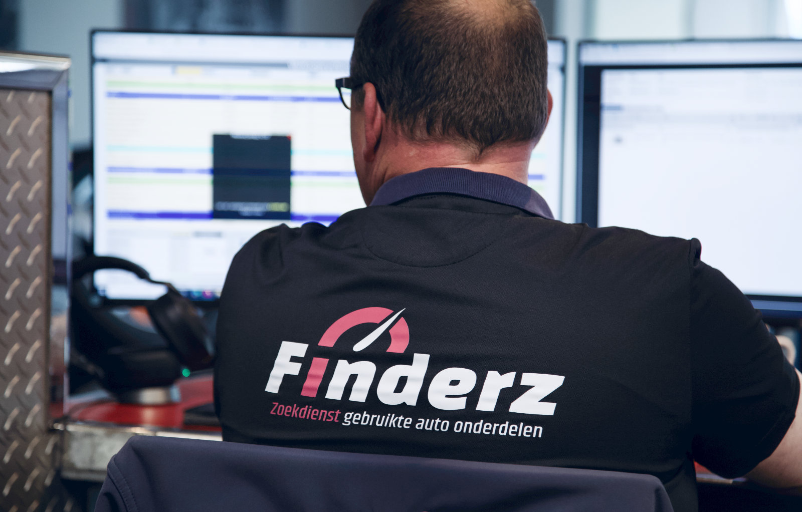 Finderz: virtuele service-adviseur voor gebruikte auto-onderdelen 