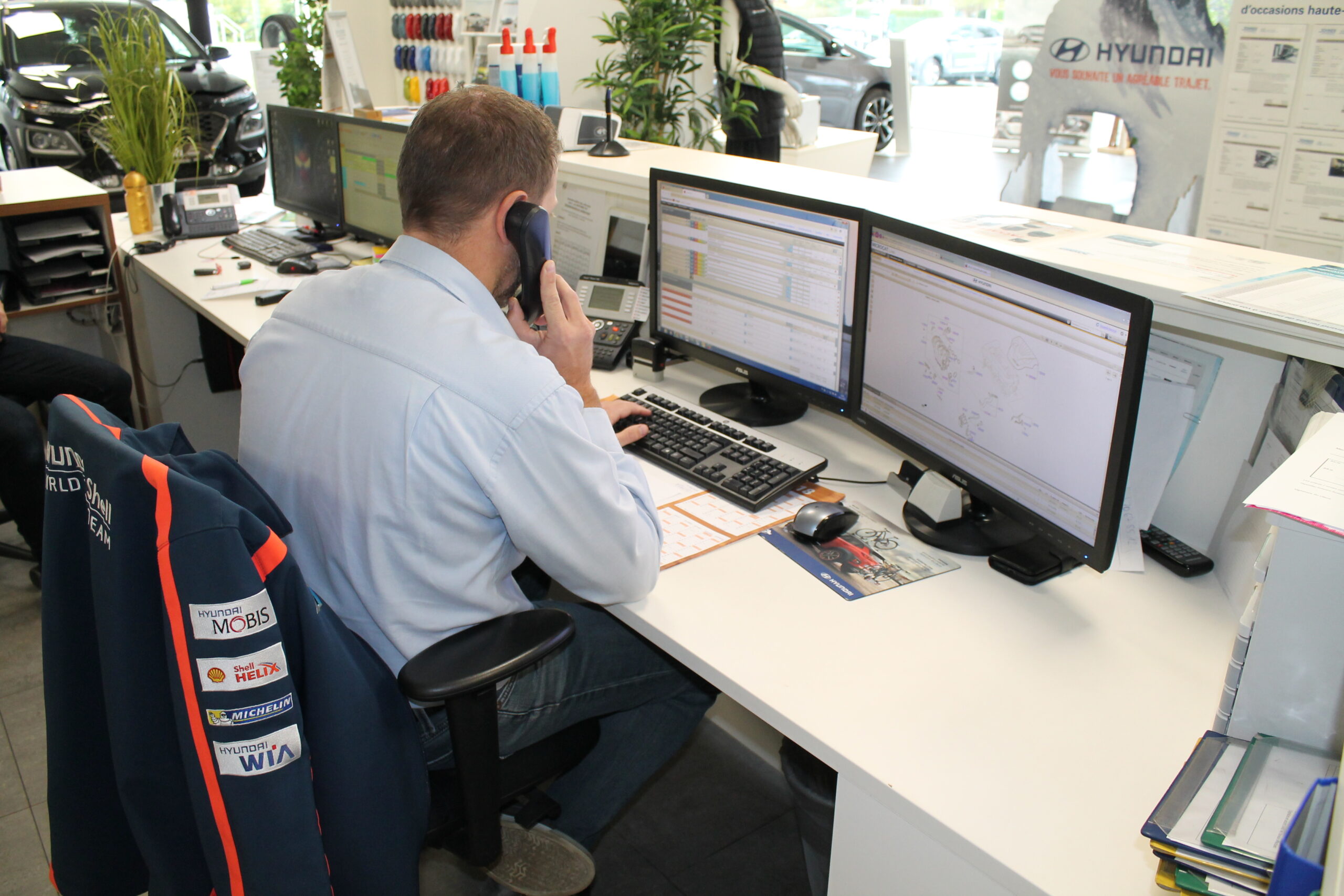 Het digitaal service boek invullen is dagelijkse kost in het autobedrijf. Waarop moet je letten?