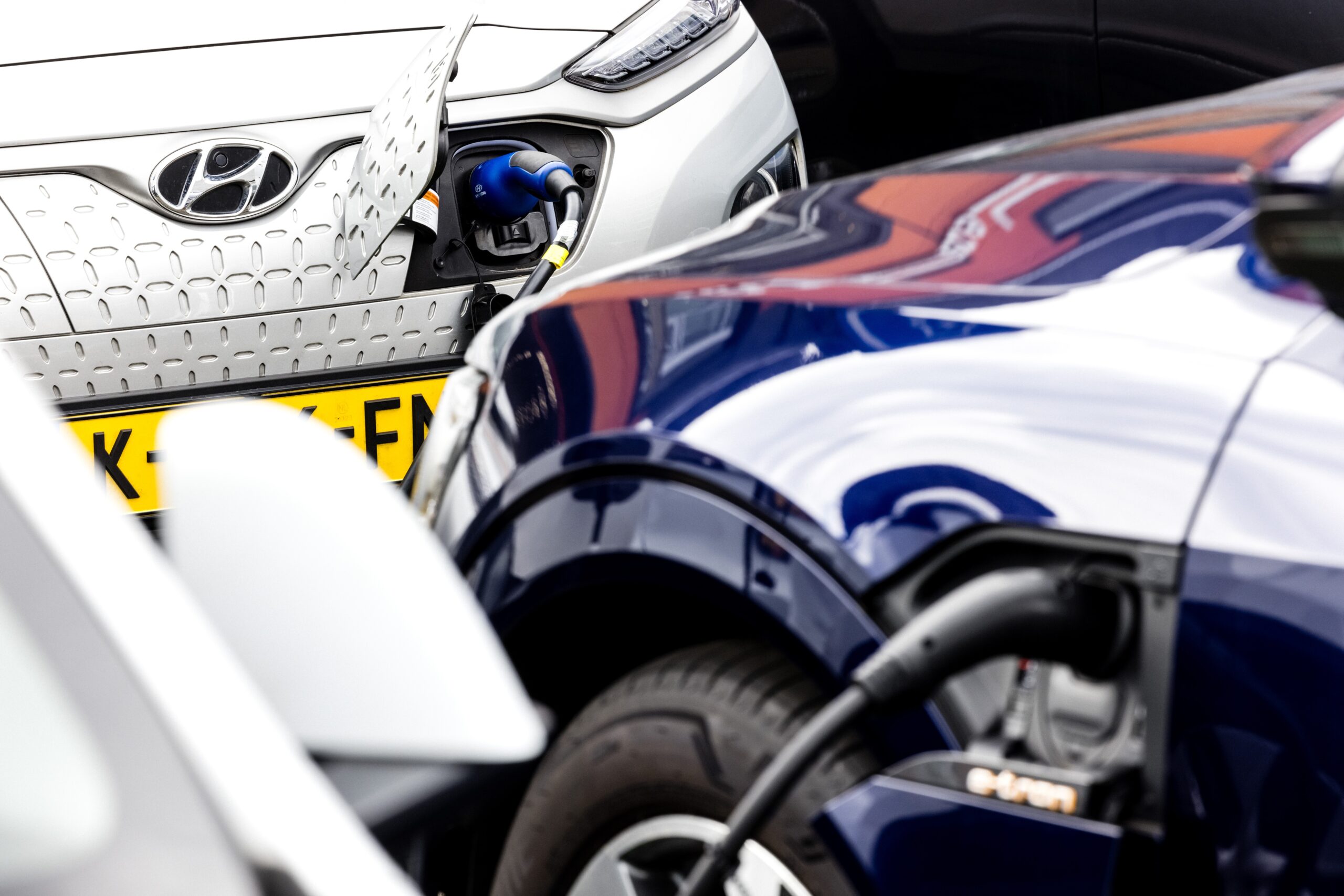 Tweedehands elektrische auto's op het terrein van Leaseplan. - Foto: ANP/Rob Engelaar