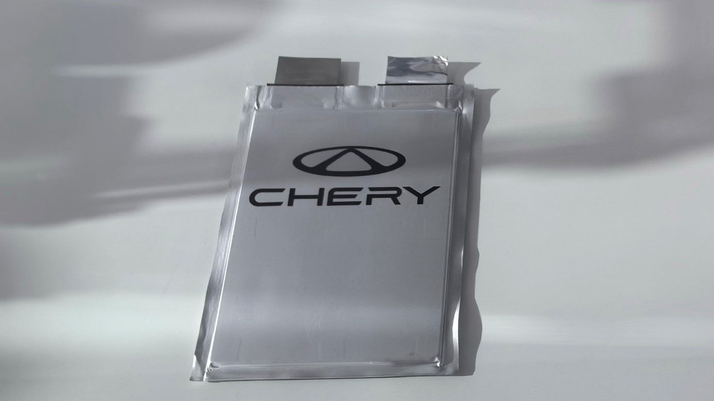 Een prototype van één van de nieuwe solid state batterijen van Chery Automobile. Foto: Chery Automobile