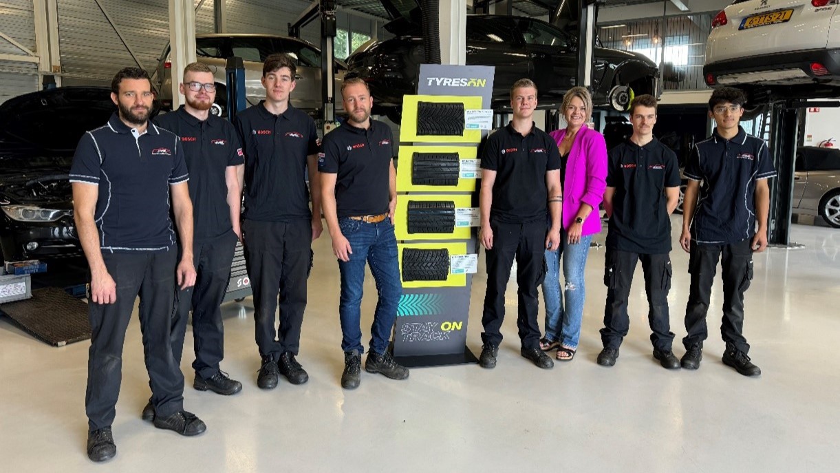 Autobedrijf van den Bosch in Dronten is nu ook Tyres-On specialist.