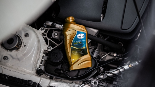 Eurol introduceert de Ultrance HMB 0W-40, een volsynthetische motorolie speciaal ontwikkeld voor hybride voertuigen van Mercedes-Benz.