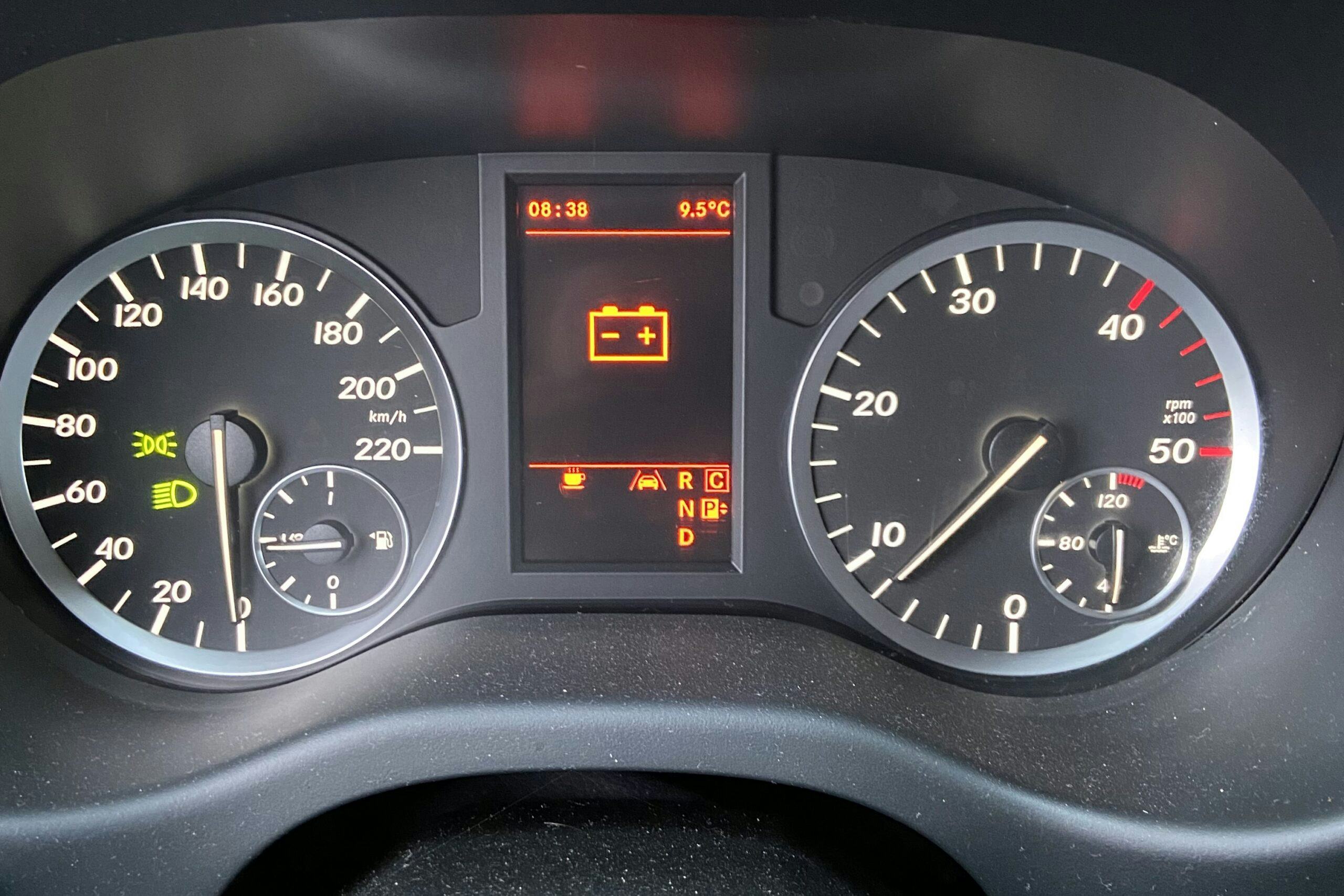 Brandend acculampje in de Vito. Het begin van een zoektocht met verrassingen. - Foto: GMTO