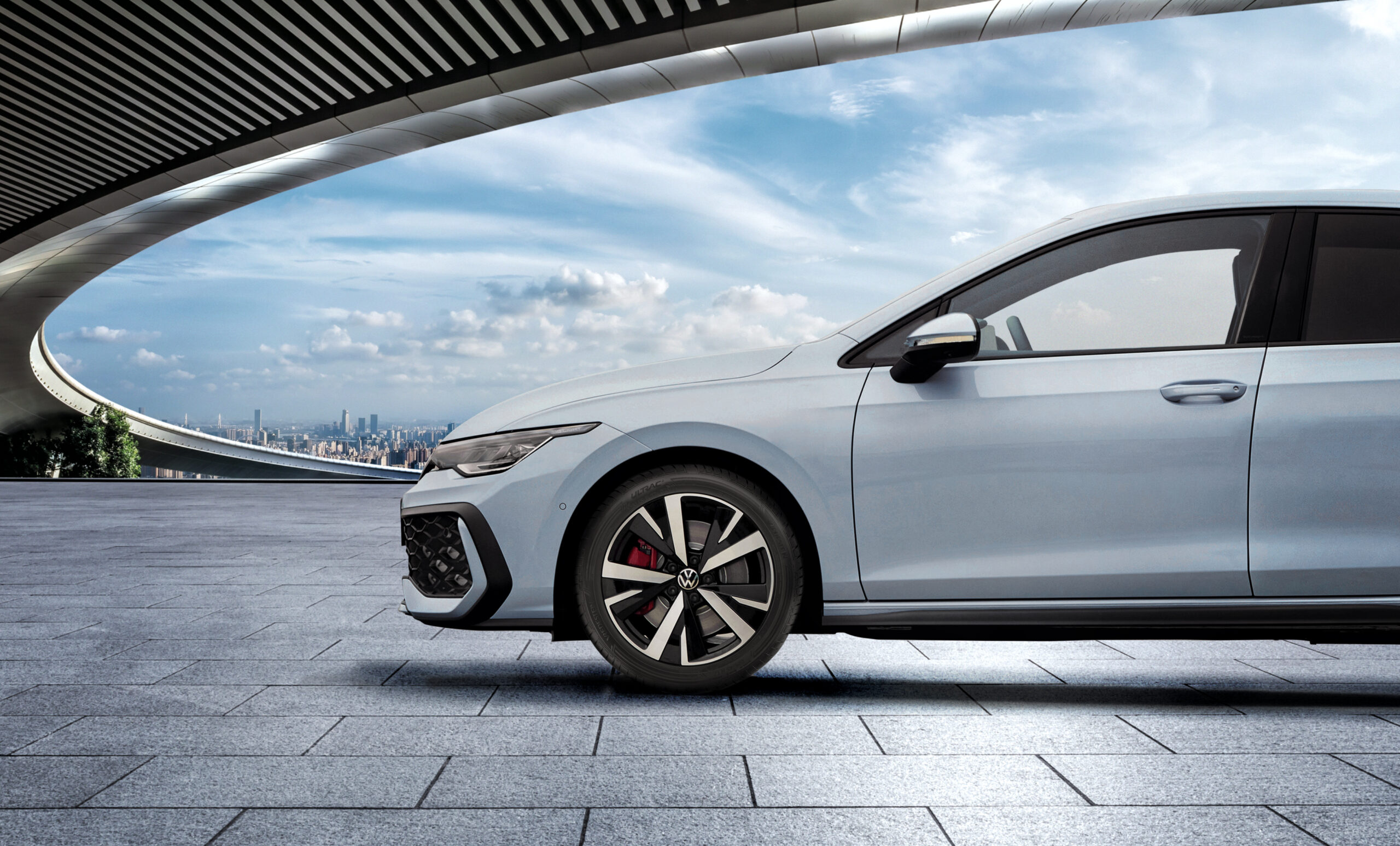 De Vredestein Ultrac+ is ontworpen voor een breed scala aan gezinsauto’s en compacte auto’s. - Foto: Vredestein