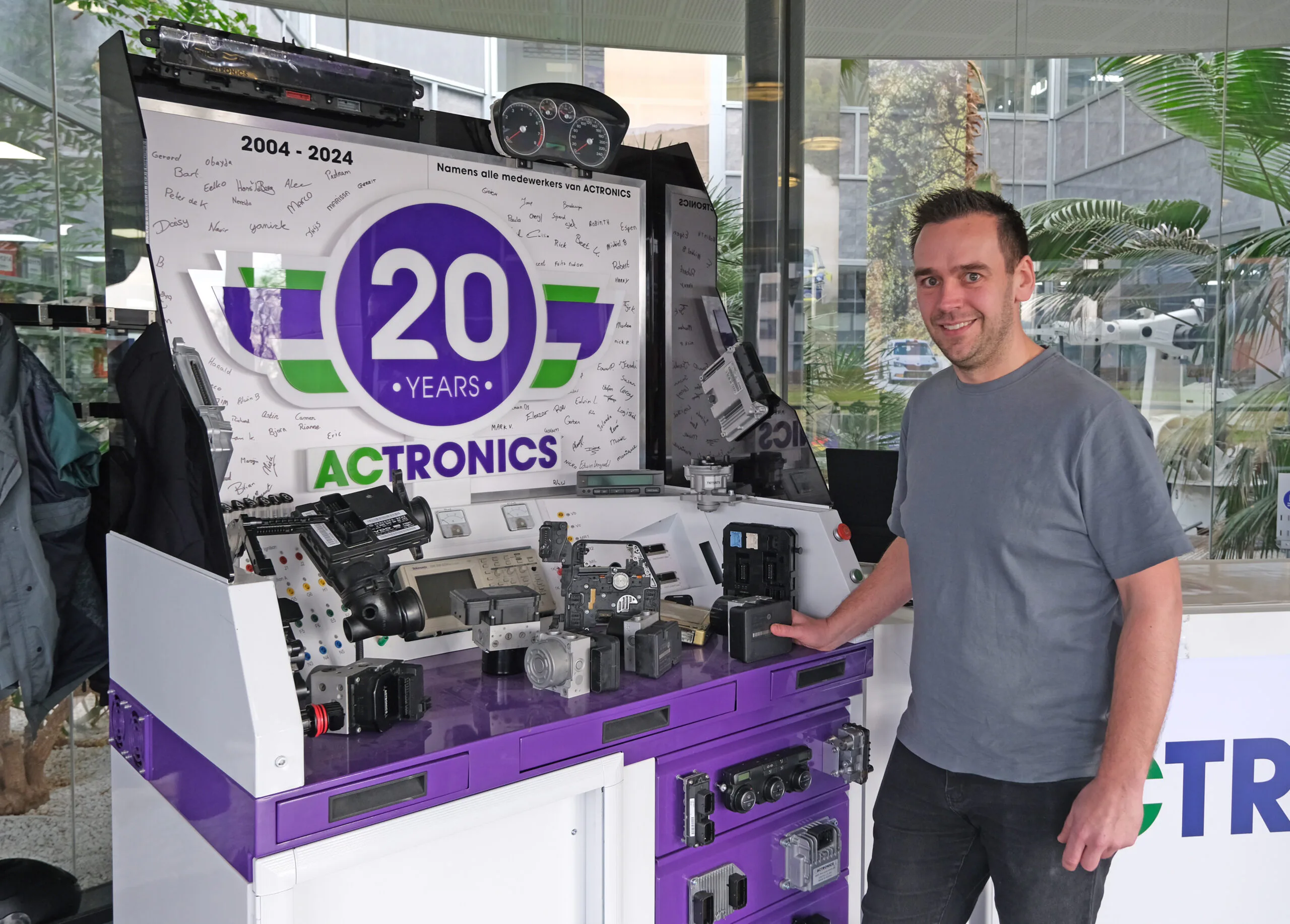ABS-unit reviseren: zo helpt ACtronics het autobedrijf en klant geld ...