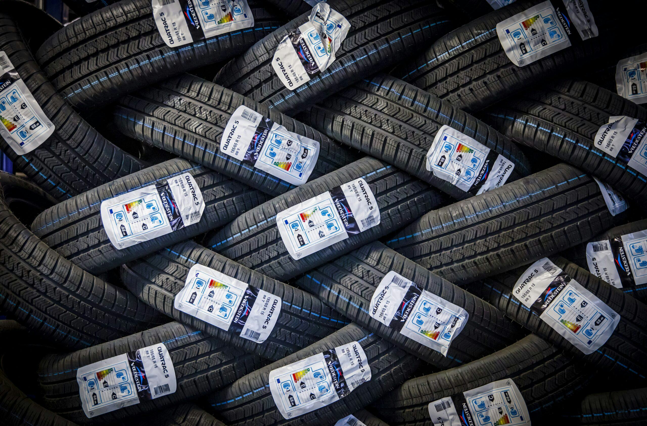 Meer maten, meer merken, meer variaties… Voor de werkplaats is het zaak bandenkennis op peil te houden. – Foto: Koos Beekmans