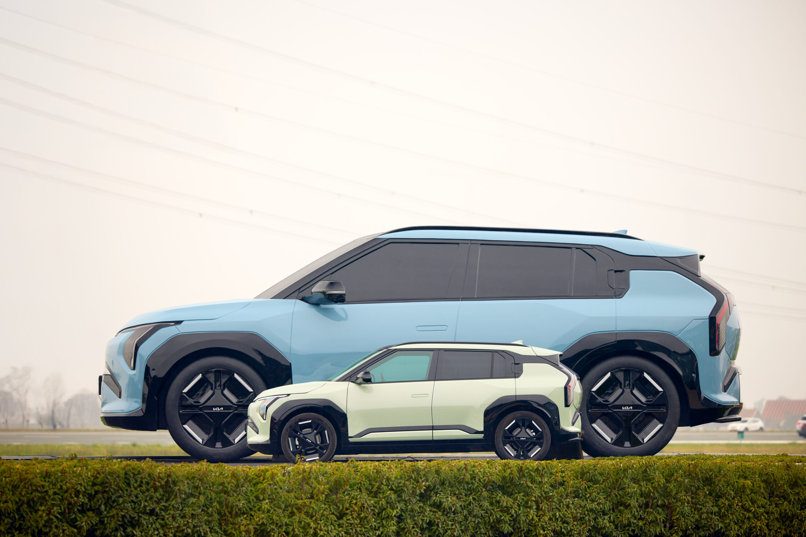 De Kia EV3 lost de aloude Picanto af als belangrijkste model voor het merk, en dan komen er ook nog een kleinere EV2 (2026) en grotere EV4 (dit jaar) in twee varianten aan.