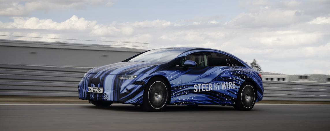 Steer-by-wire komt beschikbaar in de gefacelifte EQS. - Foto: Mercedes-Benz