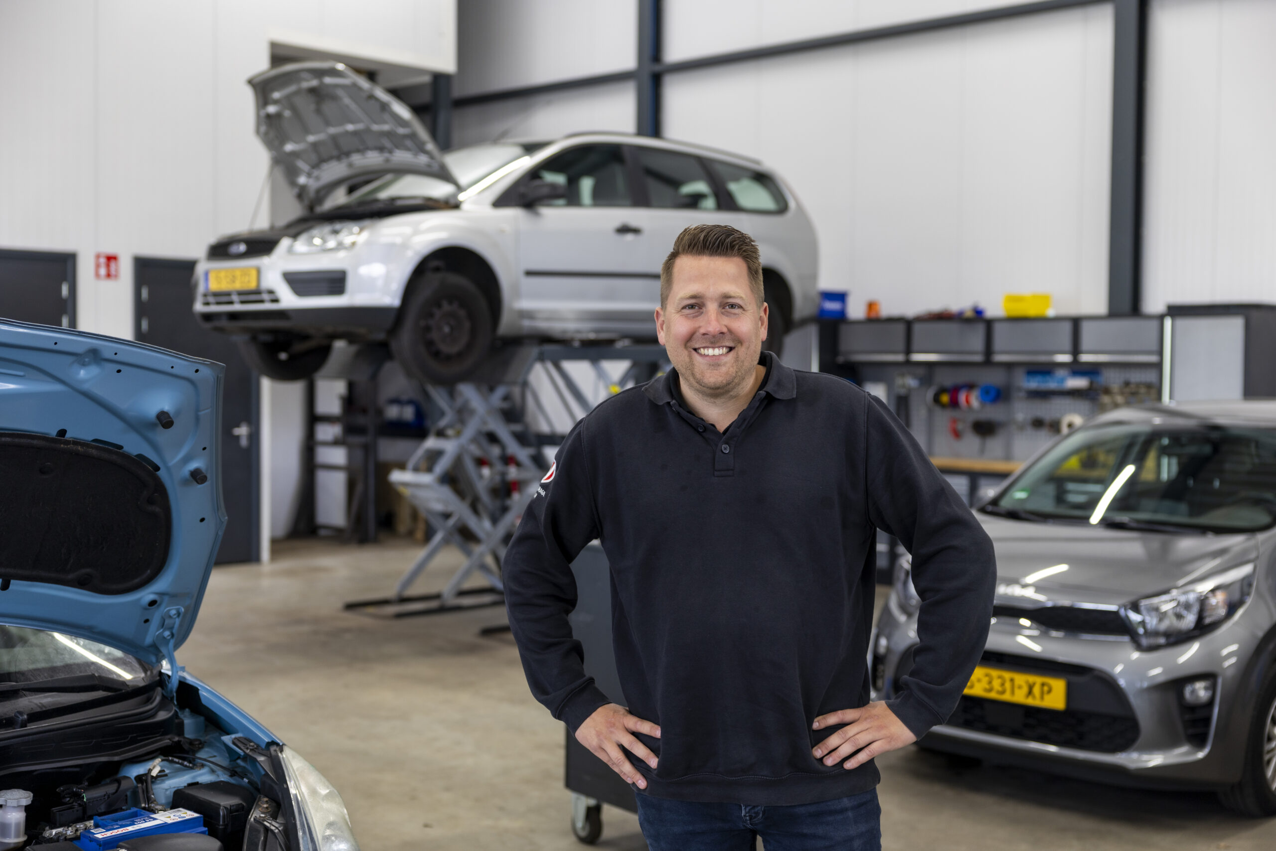 Marcel is blij met het nieuwe pand maar vooral super trots op zijn team. “Omdat iedereen soepel samenwerkt, kan ik mij helemaal op het ondernemen richten.” Foto's Mike Tekst & Beeld