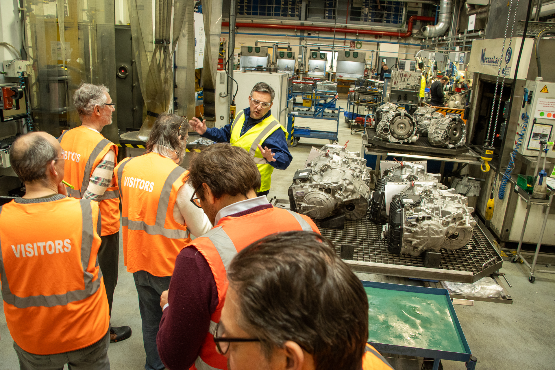 Automatische transmissies industrieel reviseren, hoe gaat dat in zijn werk?